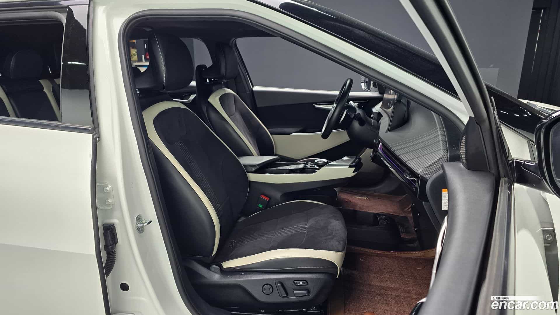 EV6 Kia 2021.9-INNER-010