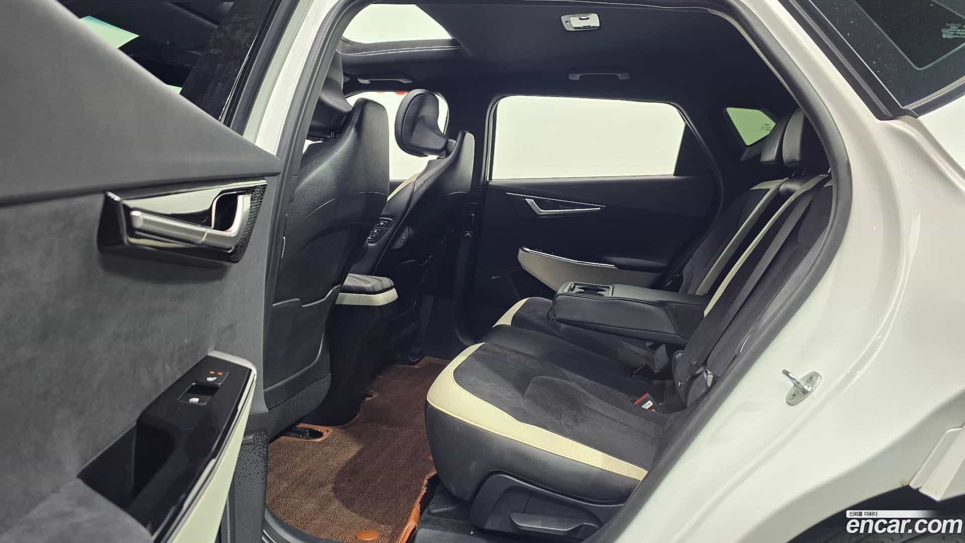 EV6 Kia 2021.9-OPTION-016