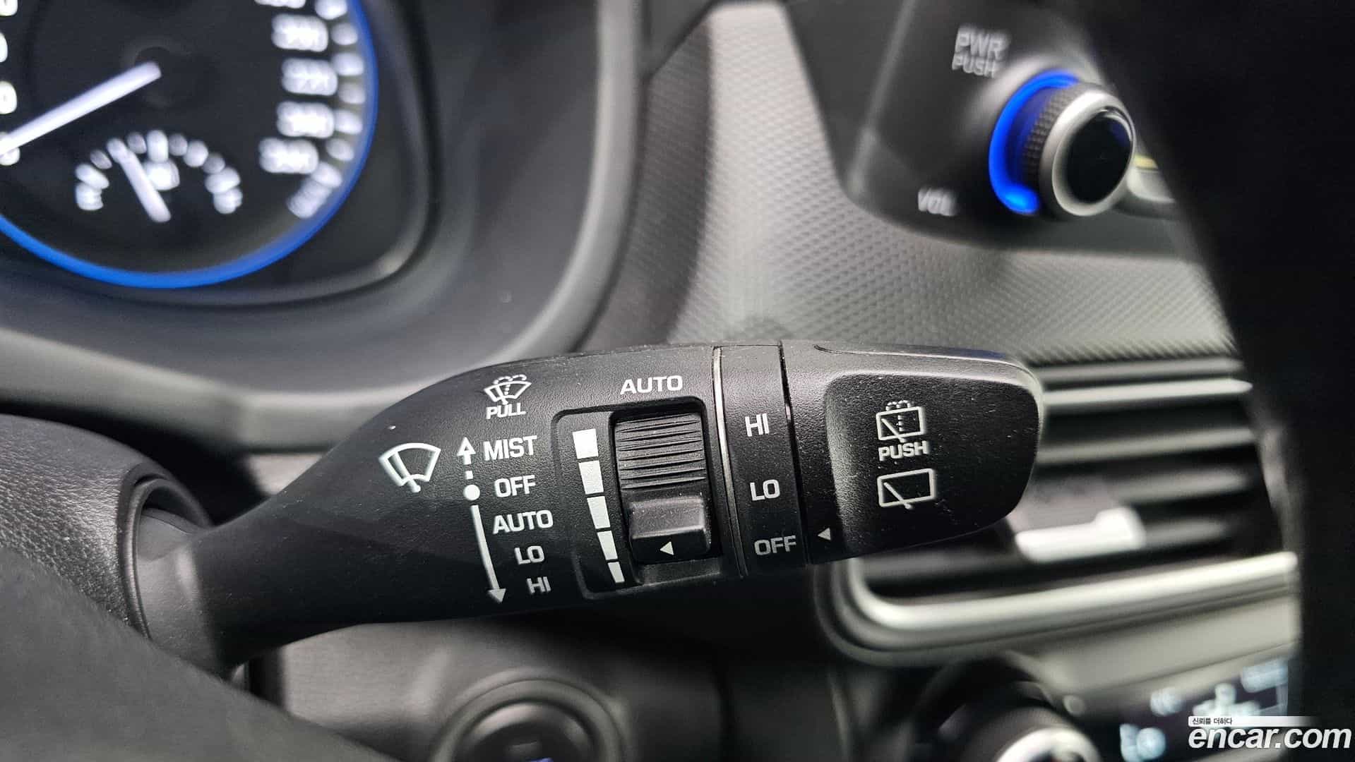 Kona Hyundai 2018.0-OPTION-019