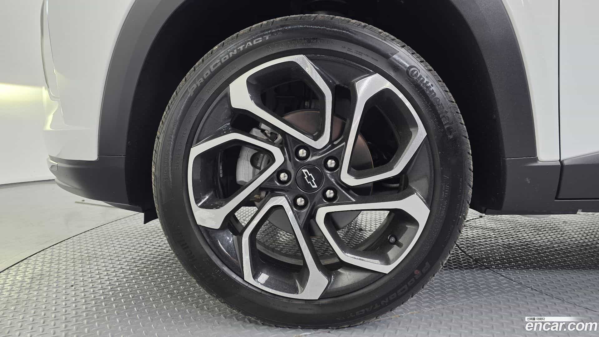 Trax Chevrolet 2023.10-OUTER-005