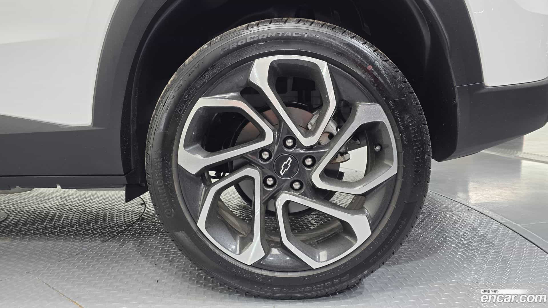 Trax Chevrolet 2023.10-OUTER-031