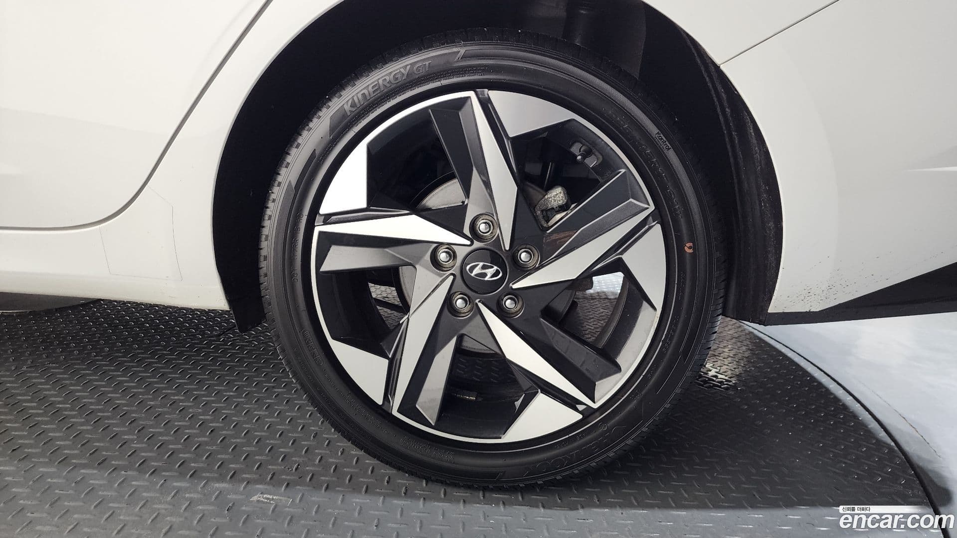 Main__Slider__Photo:AVANTE Hyundai 2020.8-20