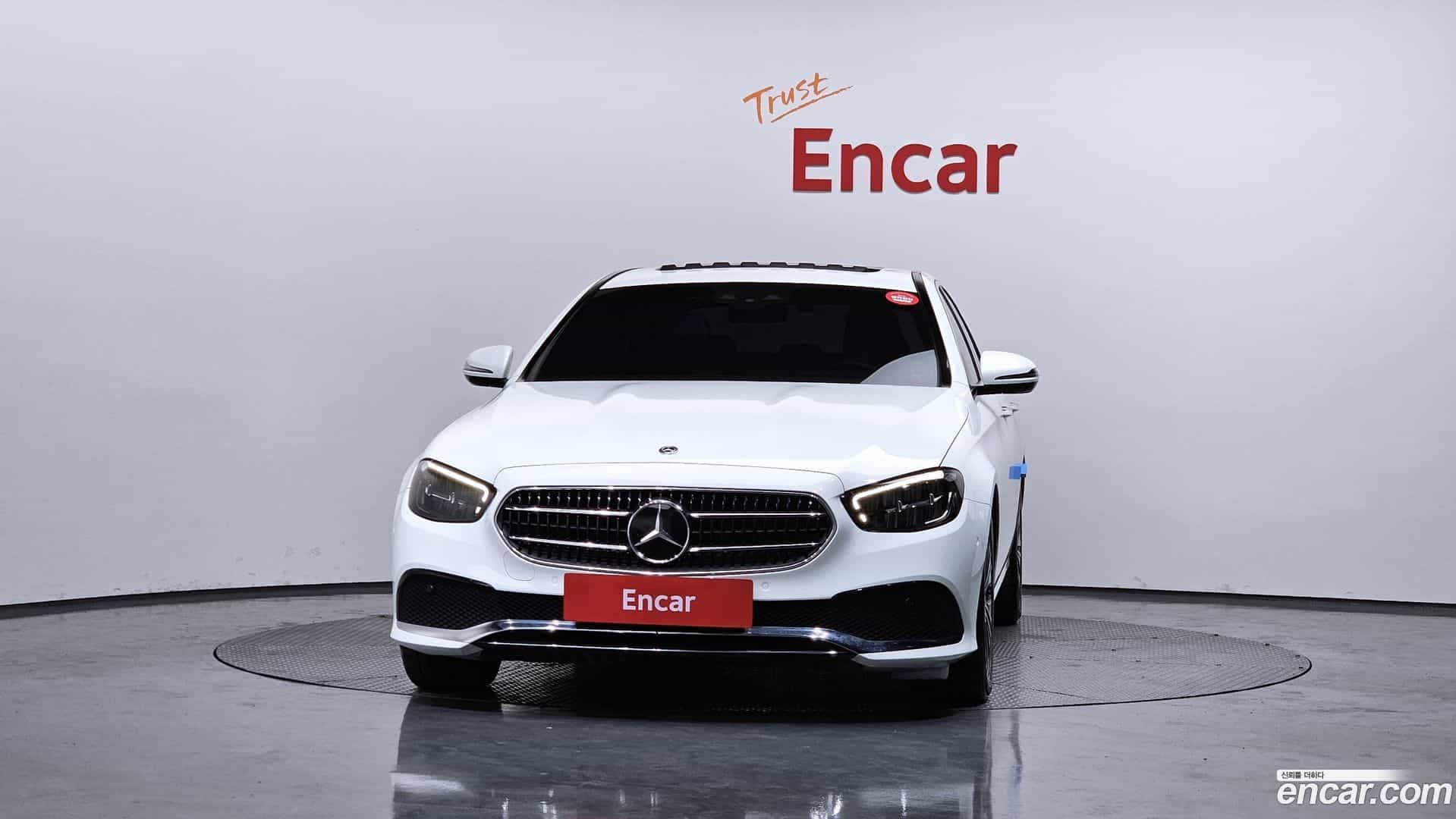 E-Class Mercedes-Benz 2020.10-OUTER-003
