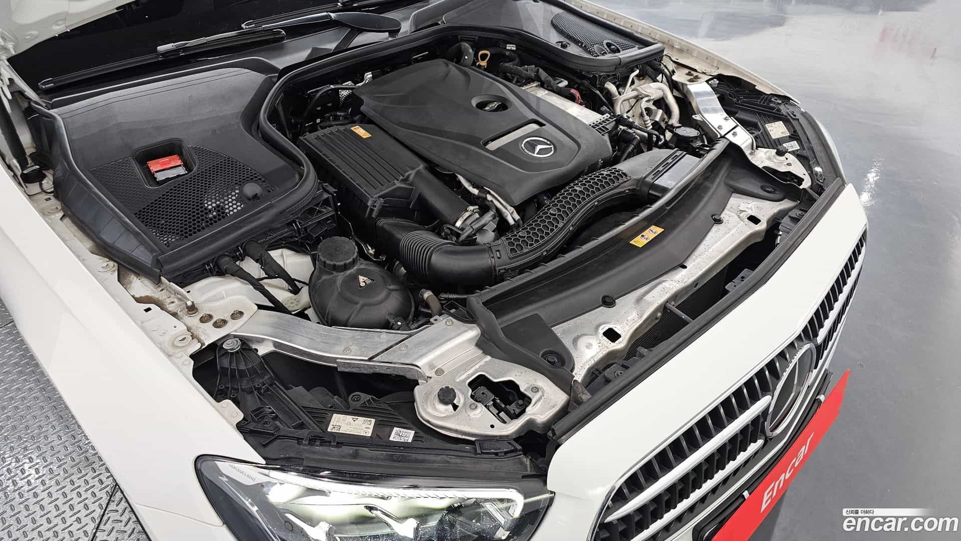 E-Class Mercedes-Benz 2020.10-OUTER-006