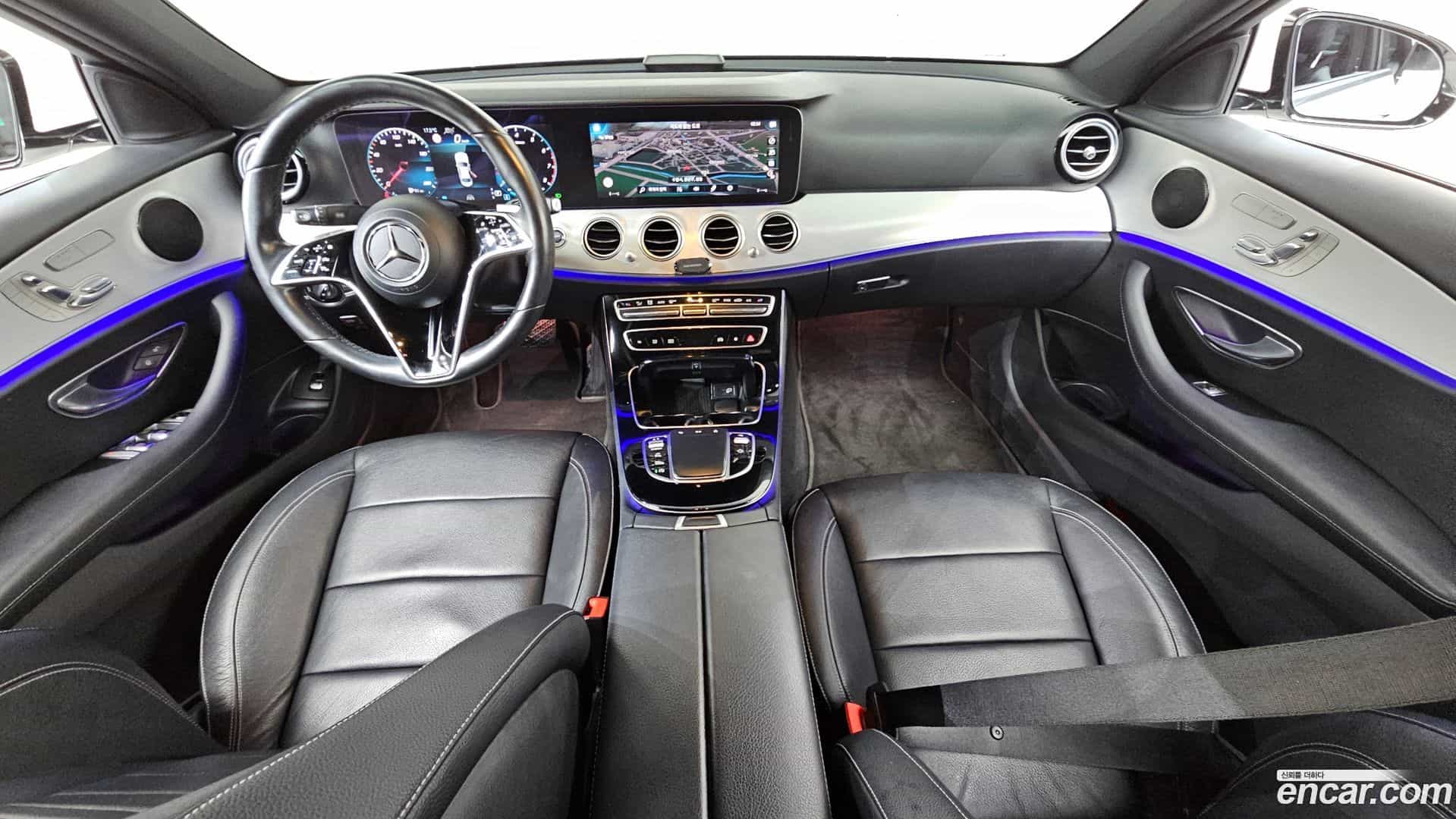 E-Class Mercedes-Benz 2020.10-INNER-007