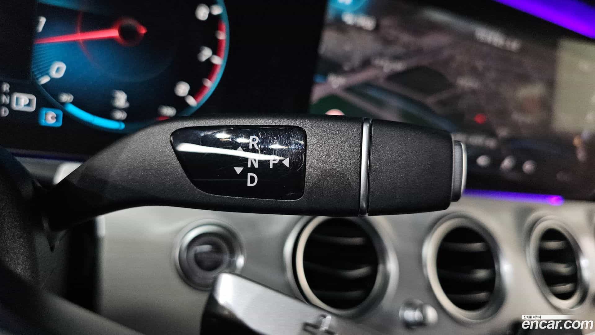 E-Class Mercedes-Benz 2020.10-INNER-009