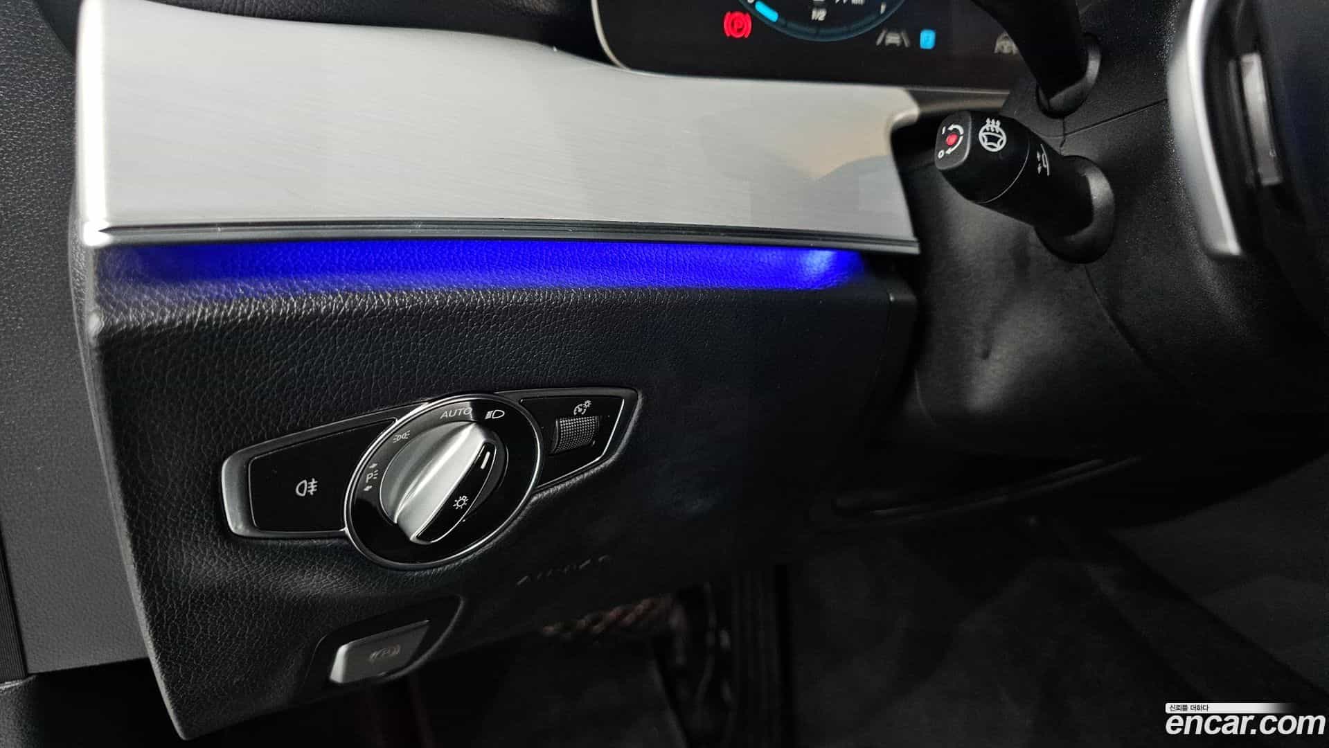 E-Class Mercedes-Benz 2020.10-OPTION-020