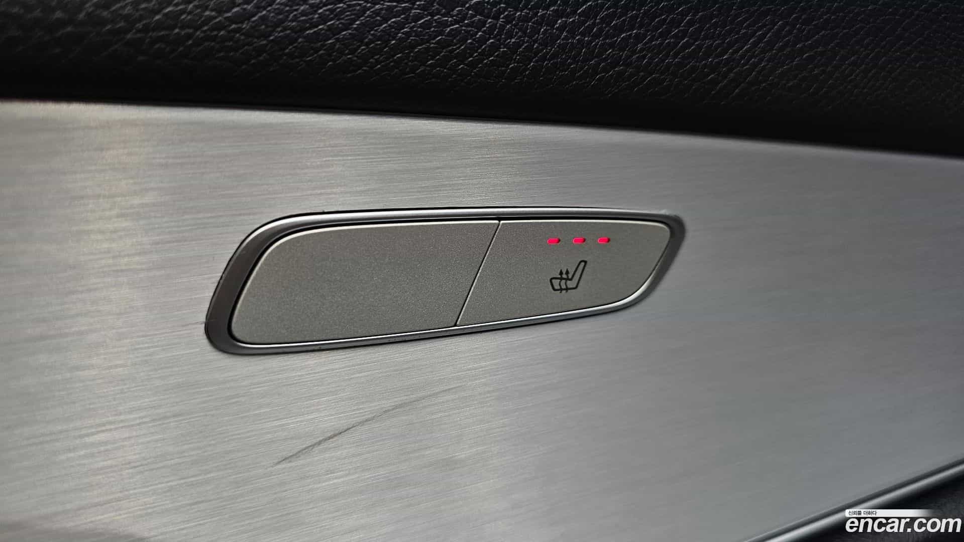 E-Class Mercedes-Benz 2020.10-OPTION-022