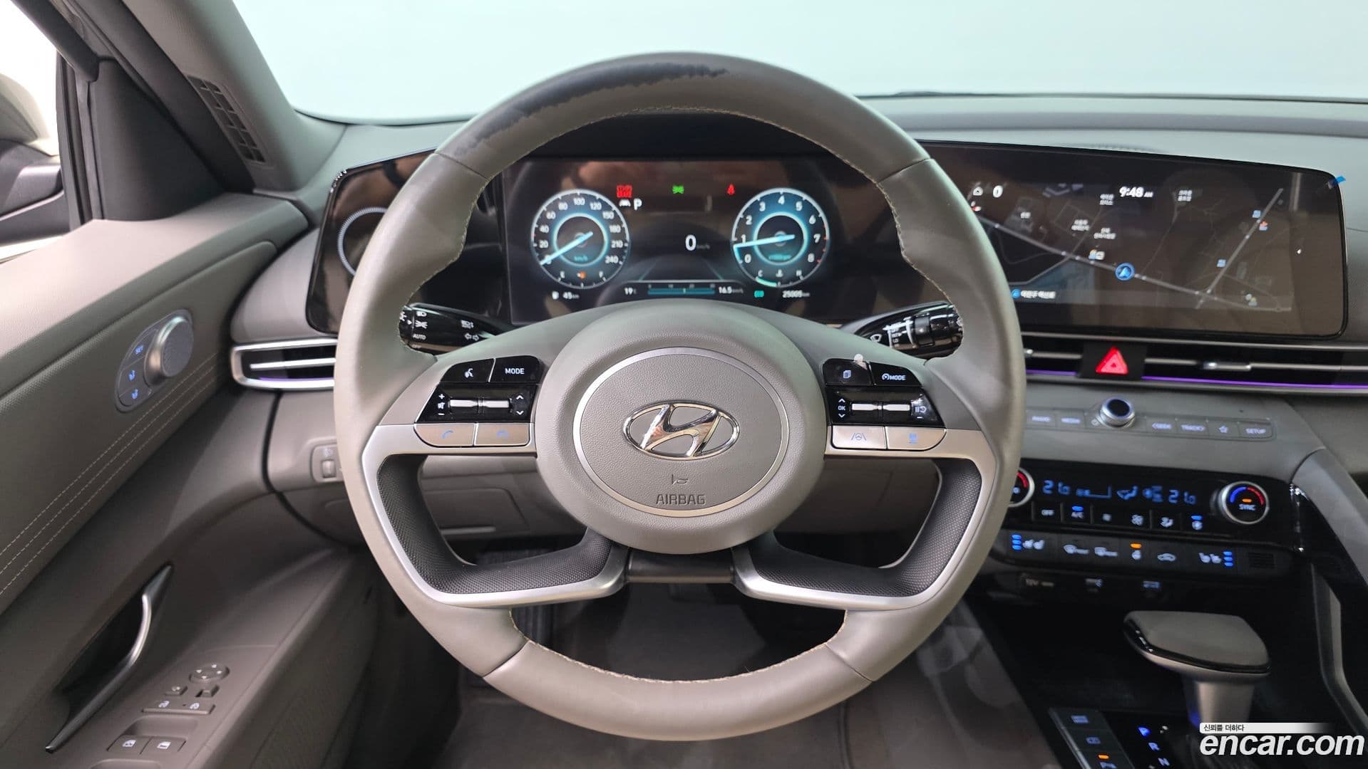 Main__Slider__Photo:AVANTE Hyundai 2022.11-13