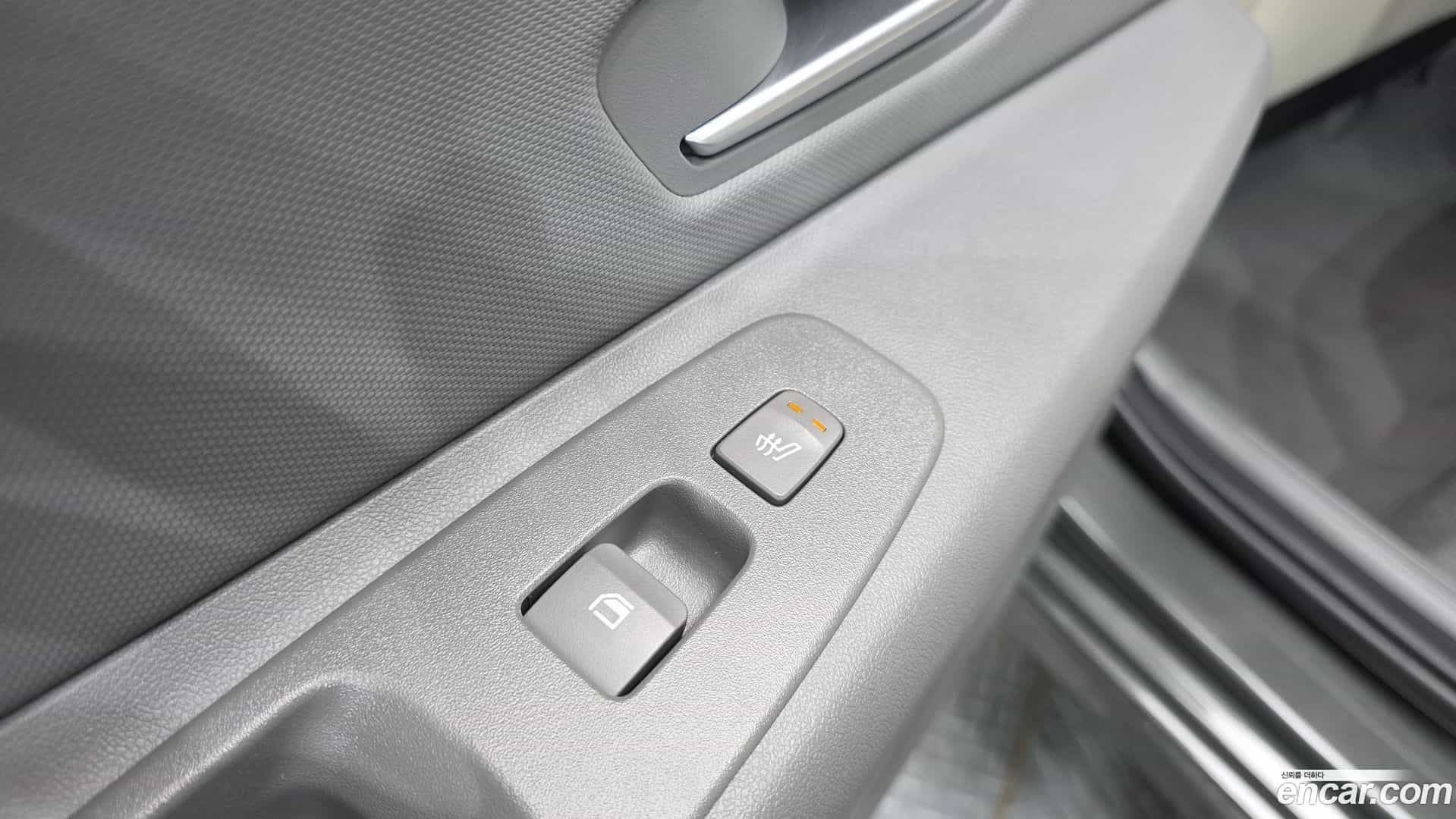 AVANTE Hyundai 2022.11-OPTION-022