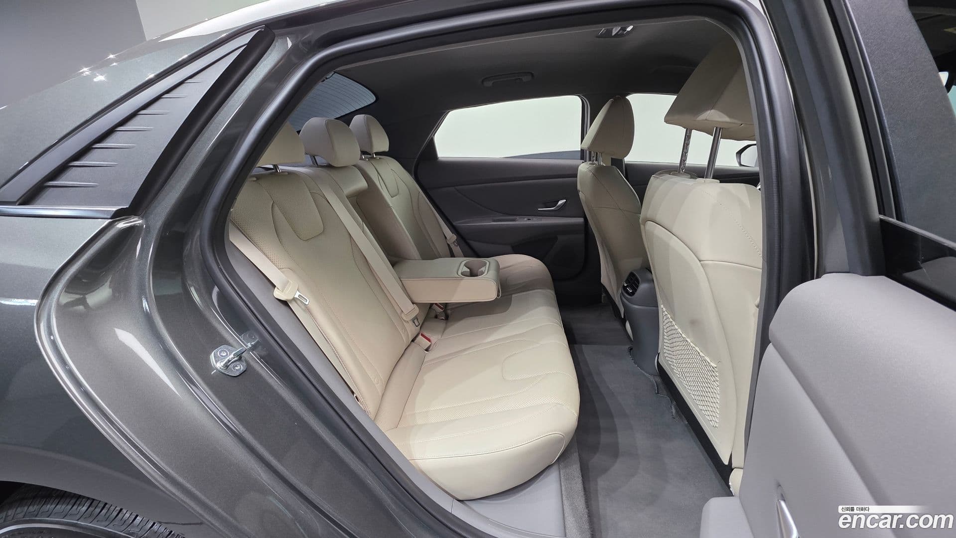Main__Slider__Photo:AVANTE Hyundai 2022.11-18