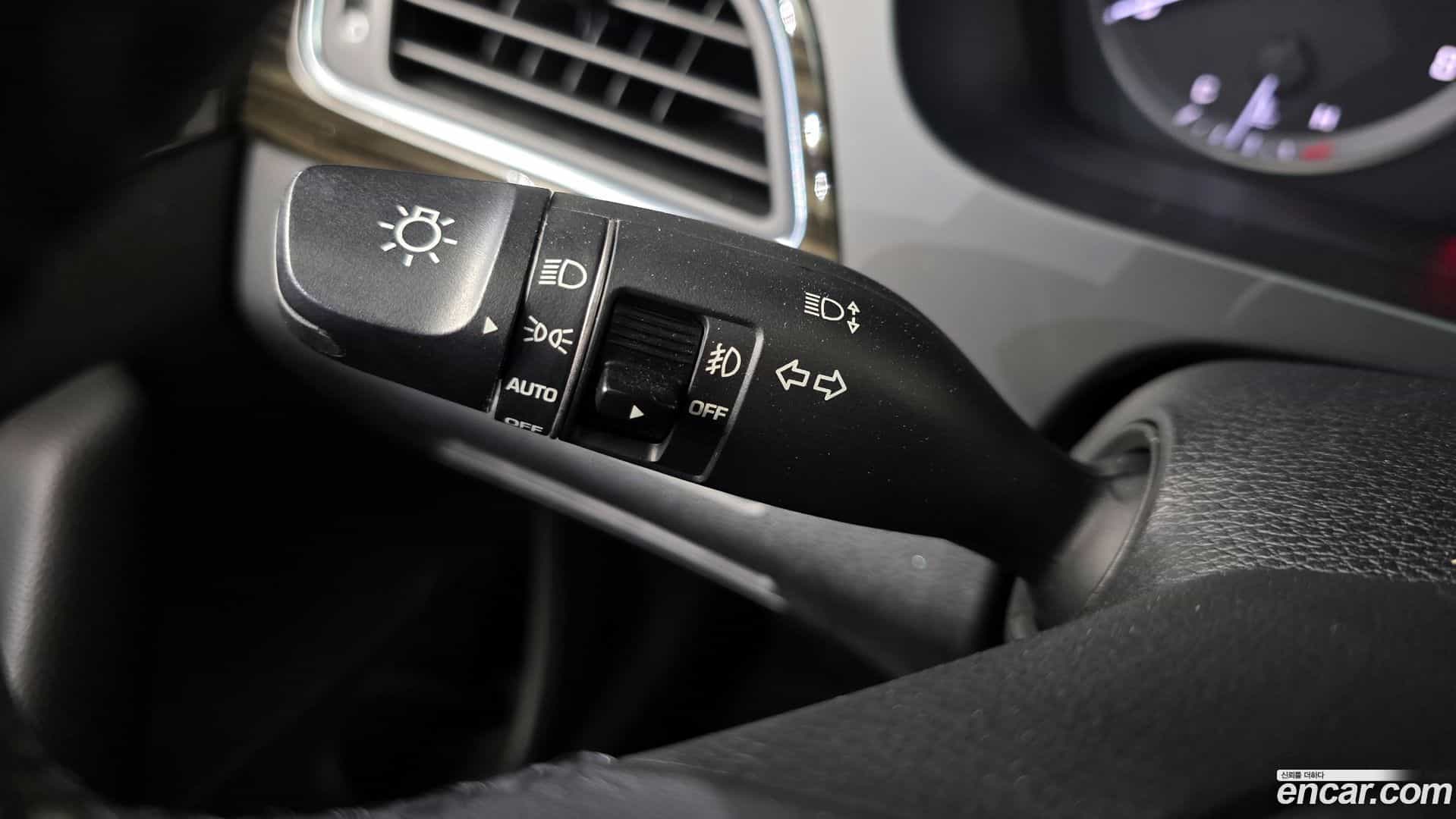 Sonata Hyundai 2016.4-OPTION-019