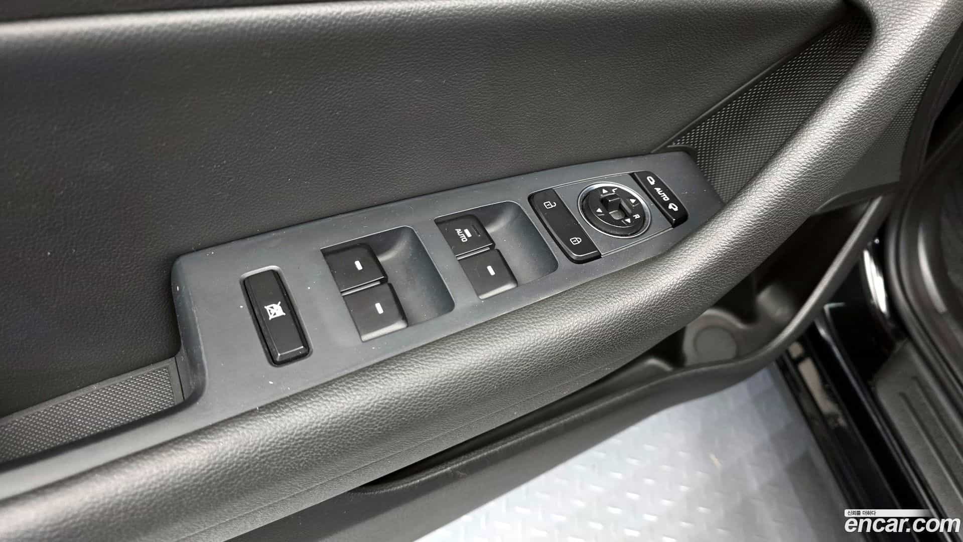 Sonata Hyundai 2016.4-OPTION-022