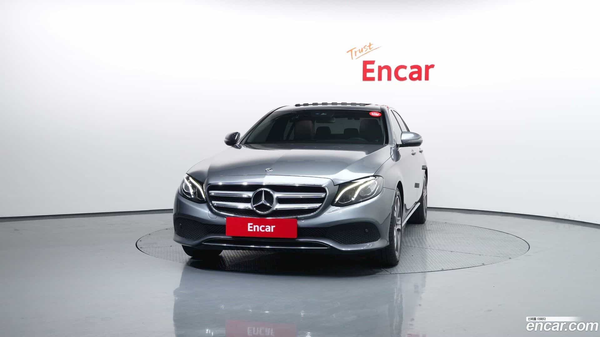E-Class Mercedes-Benz 2019.8-OUTER-003