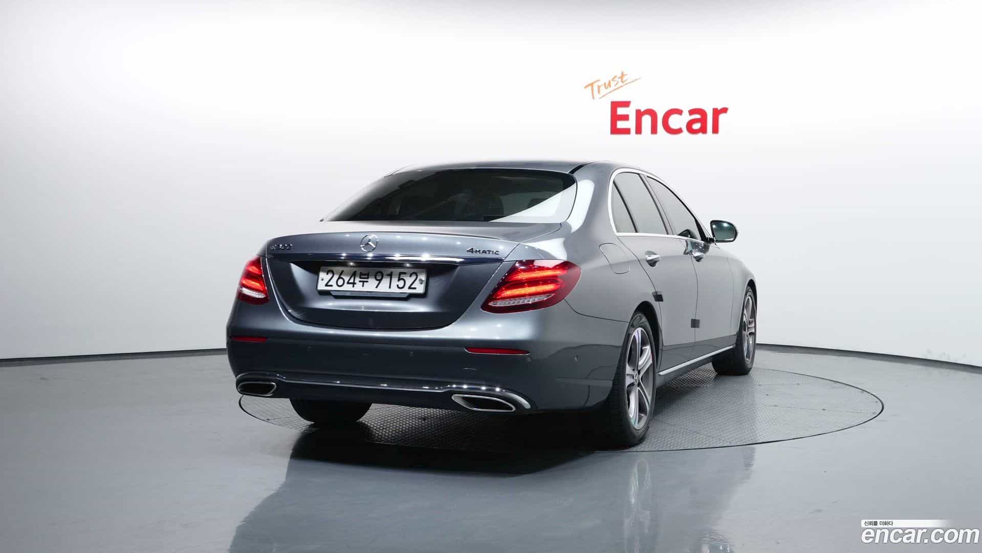 E-Class Mercedes-Benz 2019.8-OUTER-004
