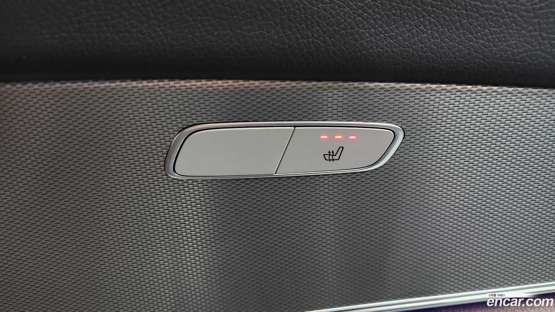 E-Class Mercedes-Benz 2019.8-OPTION-023