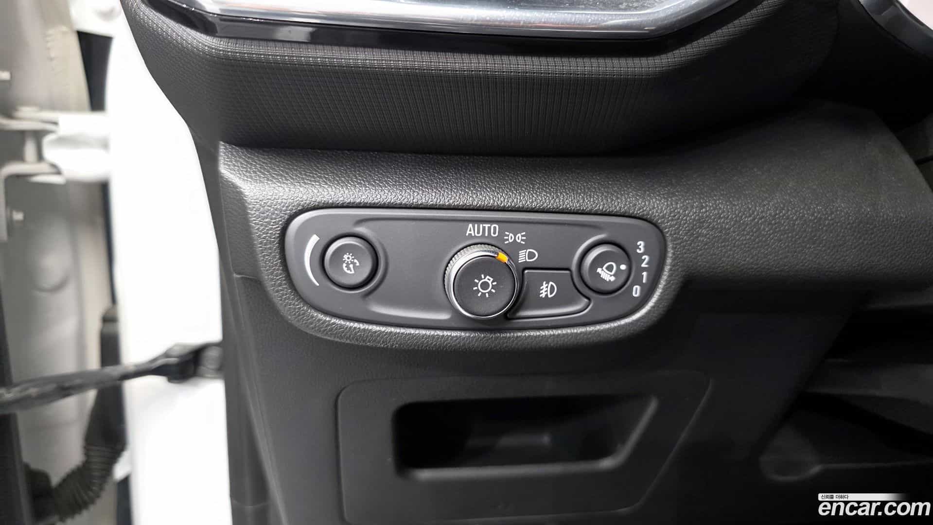 Trailblazer Chevrolet 2020.5-OPTION-044