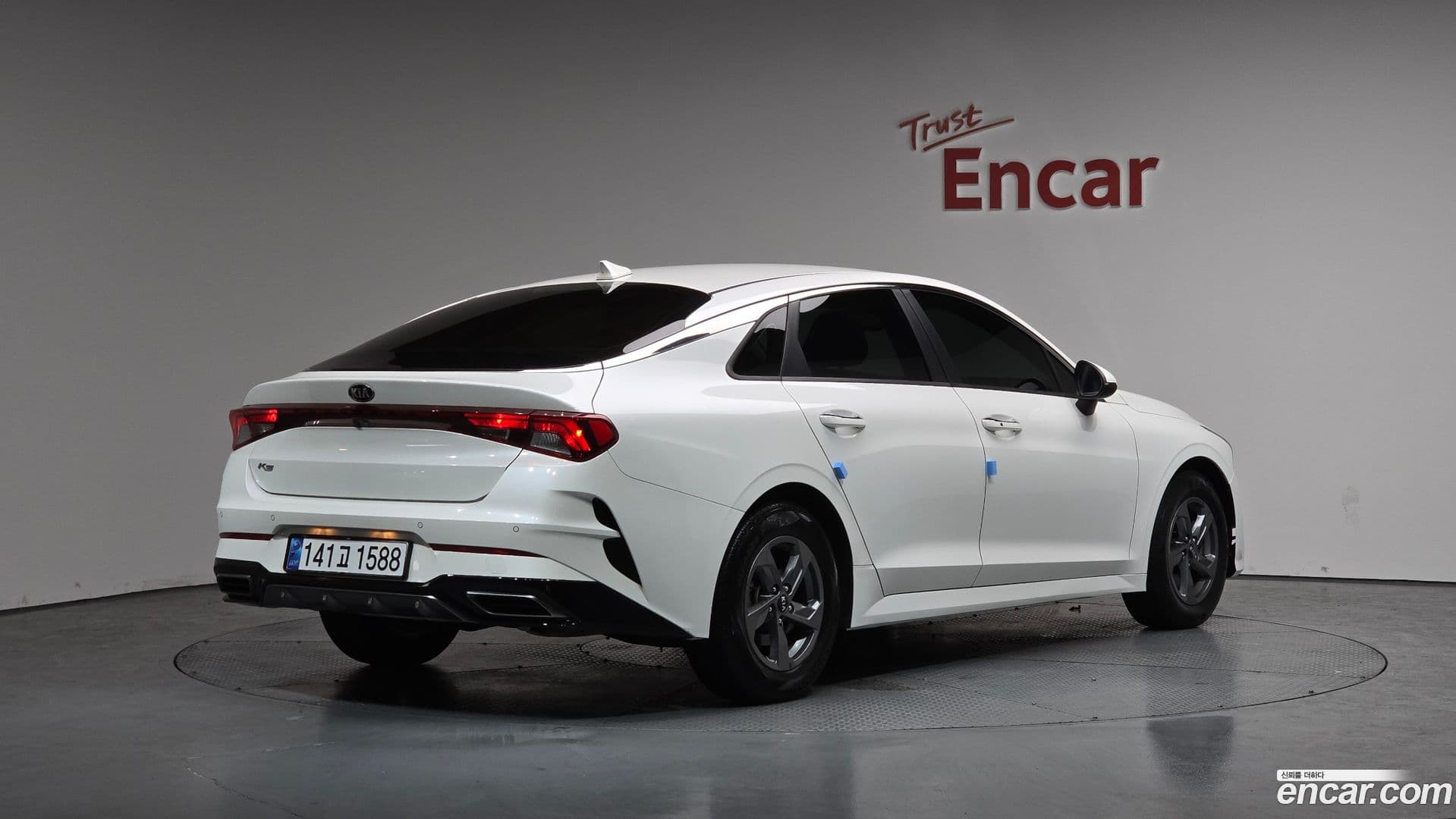Main__Slider__Photo:K5 Kia 2020.2-1