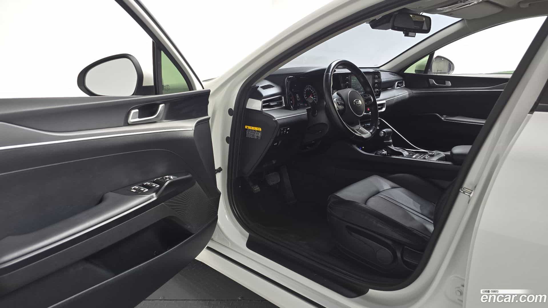 K5 Kia 2020.2-INNER-010