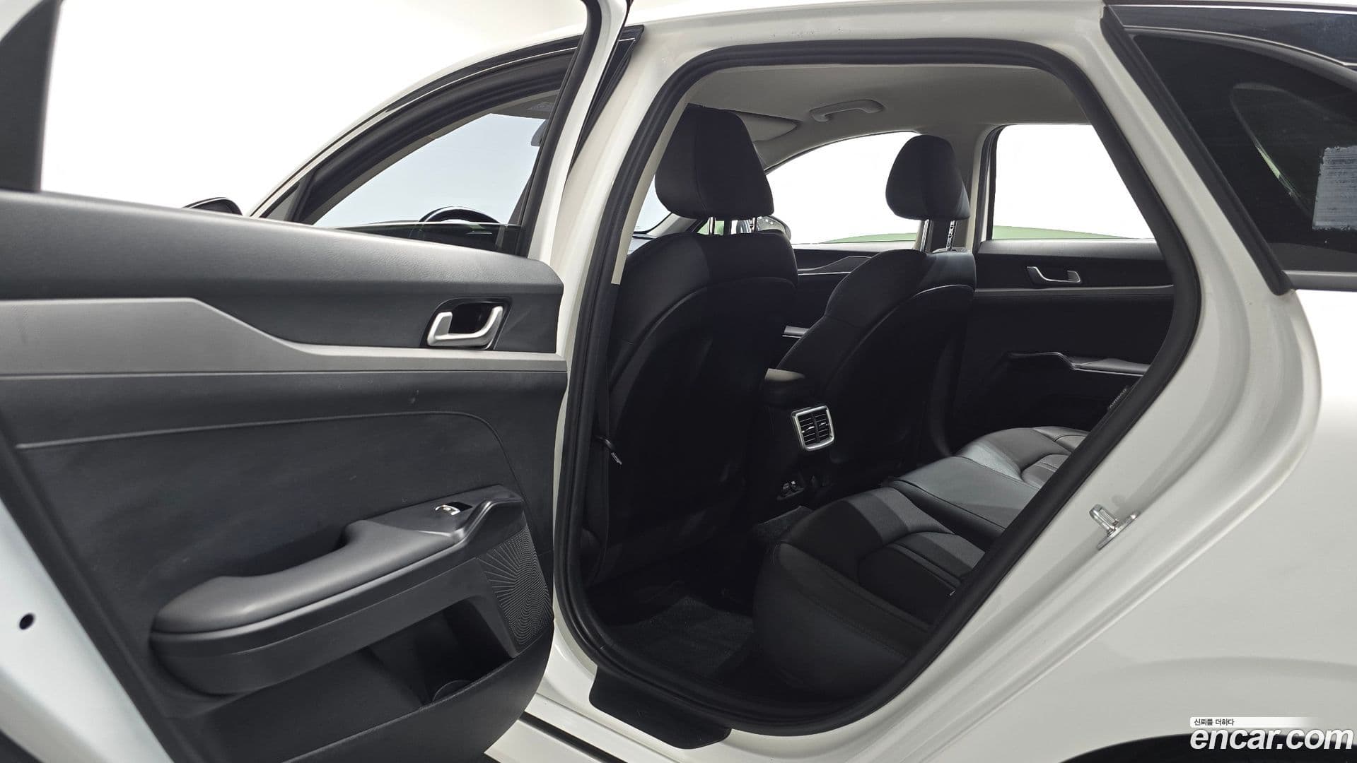 Main__Slider__Photo:K5 Kia 2020.2-25
