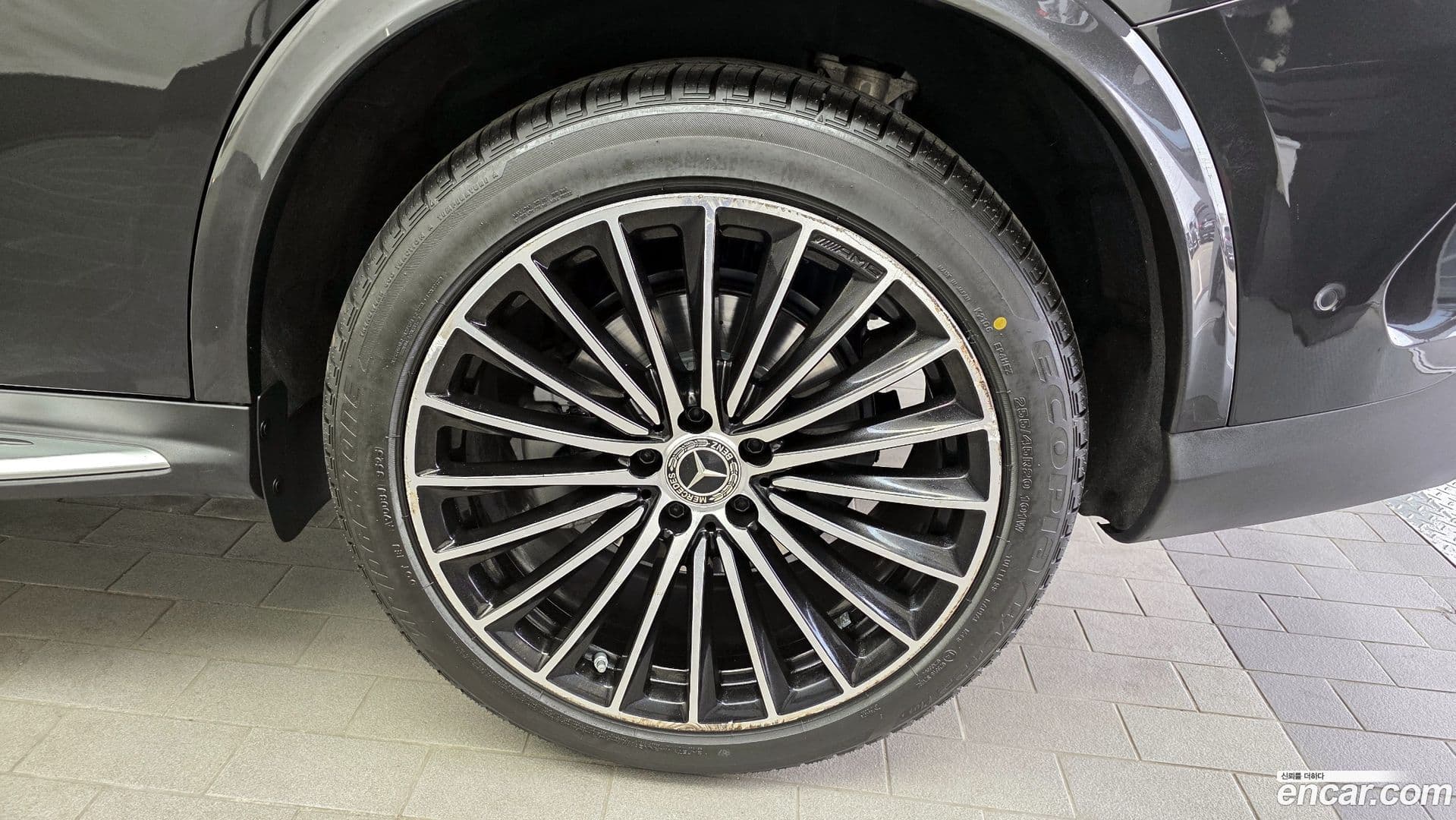 Main__Slider__Photo:GLC-Class Mercedes-Benz 2023.11-20