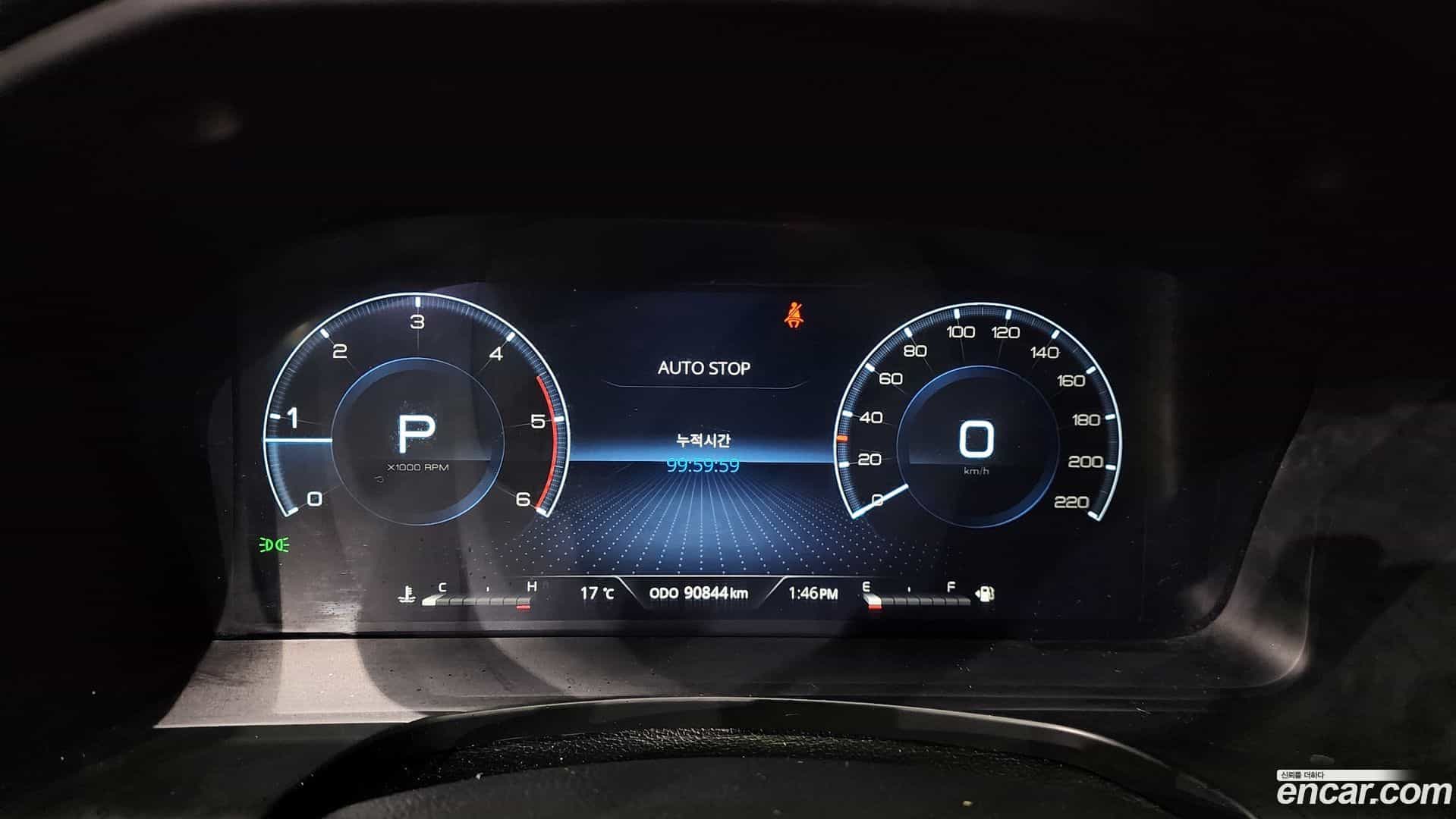 Rexton KG Mobility 2022.2-INNER-008