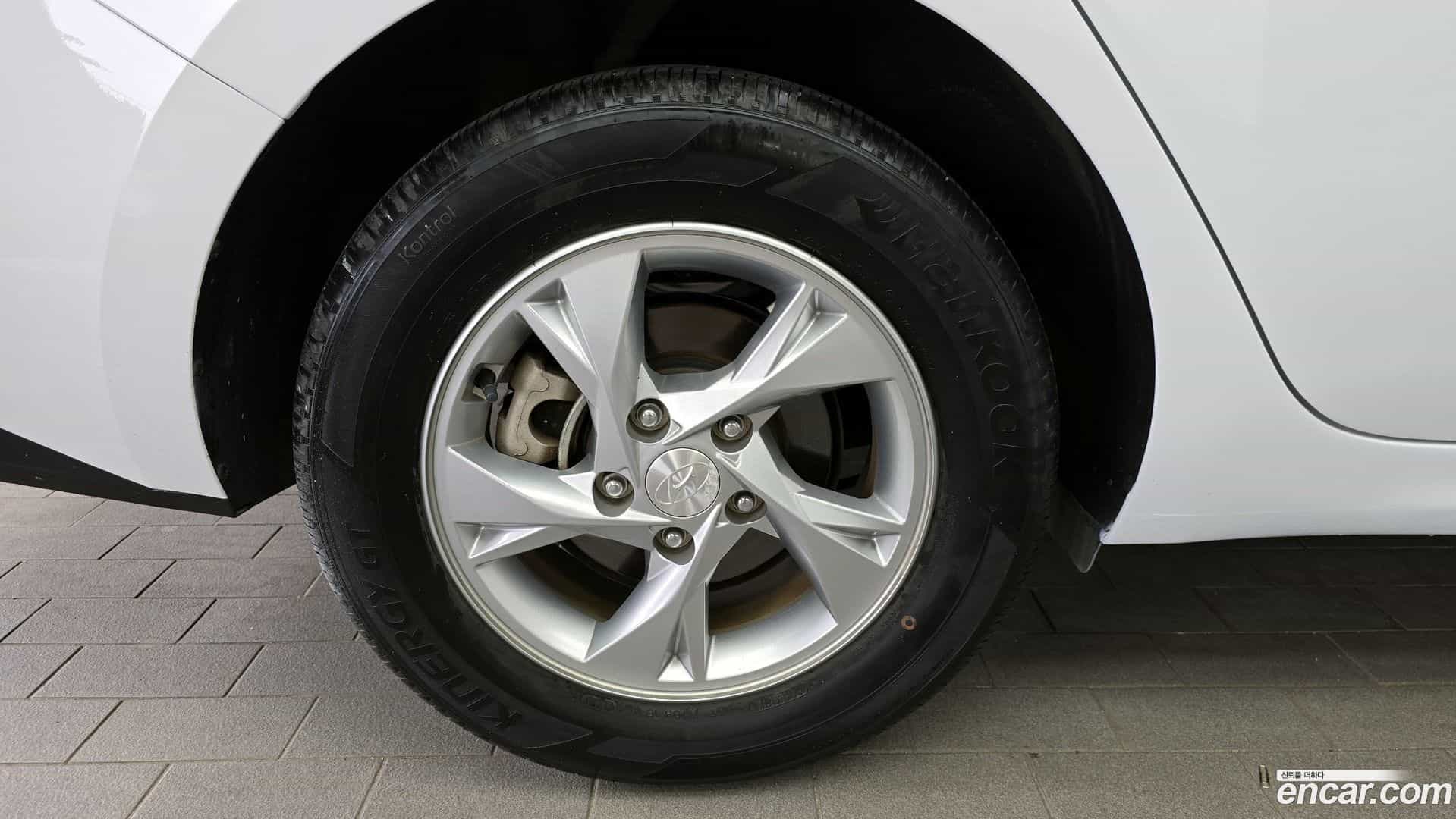 AVANTE Hyundai 2021.4-OUTER-005