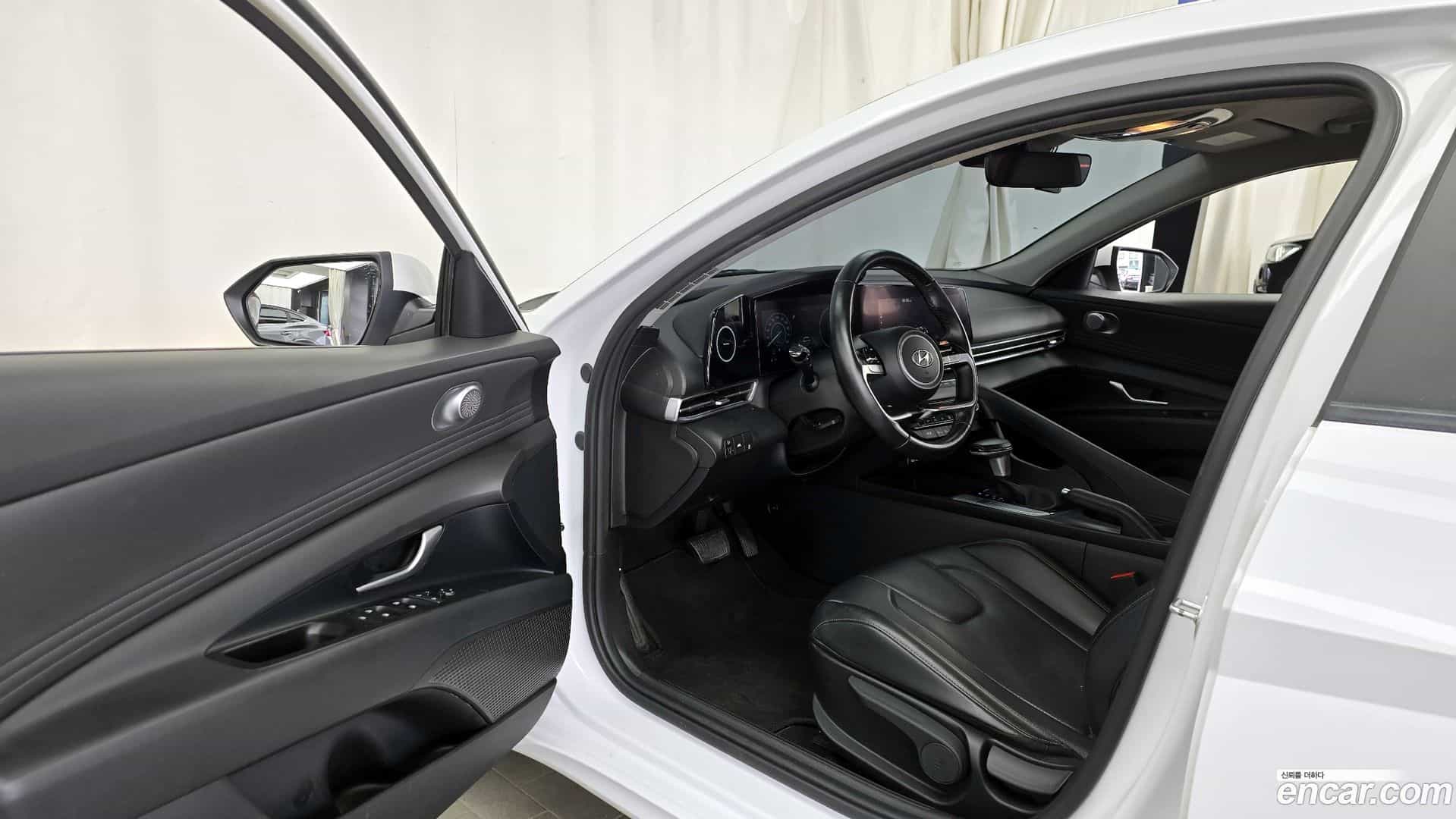 AVANTE Hyundai 2021.4-INNER-010