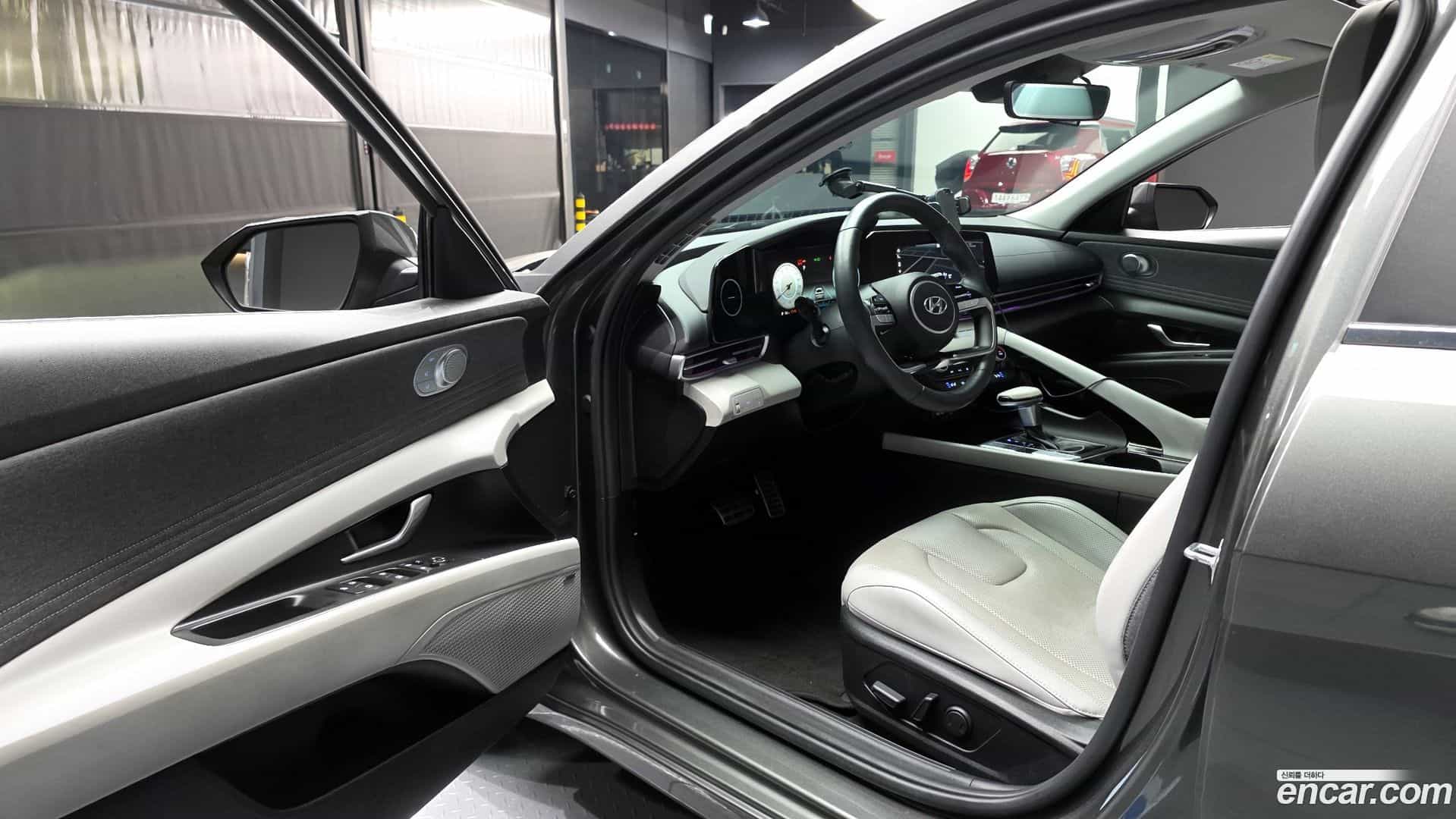 AVANTE Hyundai 2021.3-INNER-010