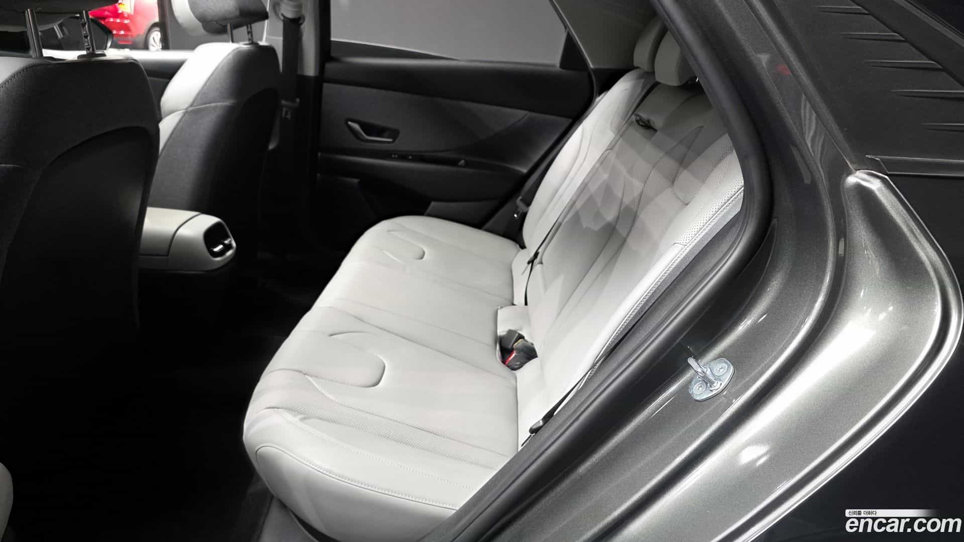 AVANTE Hyundai 2021.3-INNER-036
