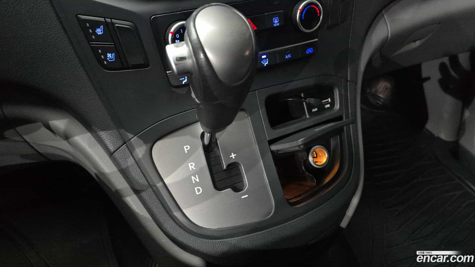 Starex Hyundai 2018.8-INNER-009