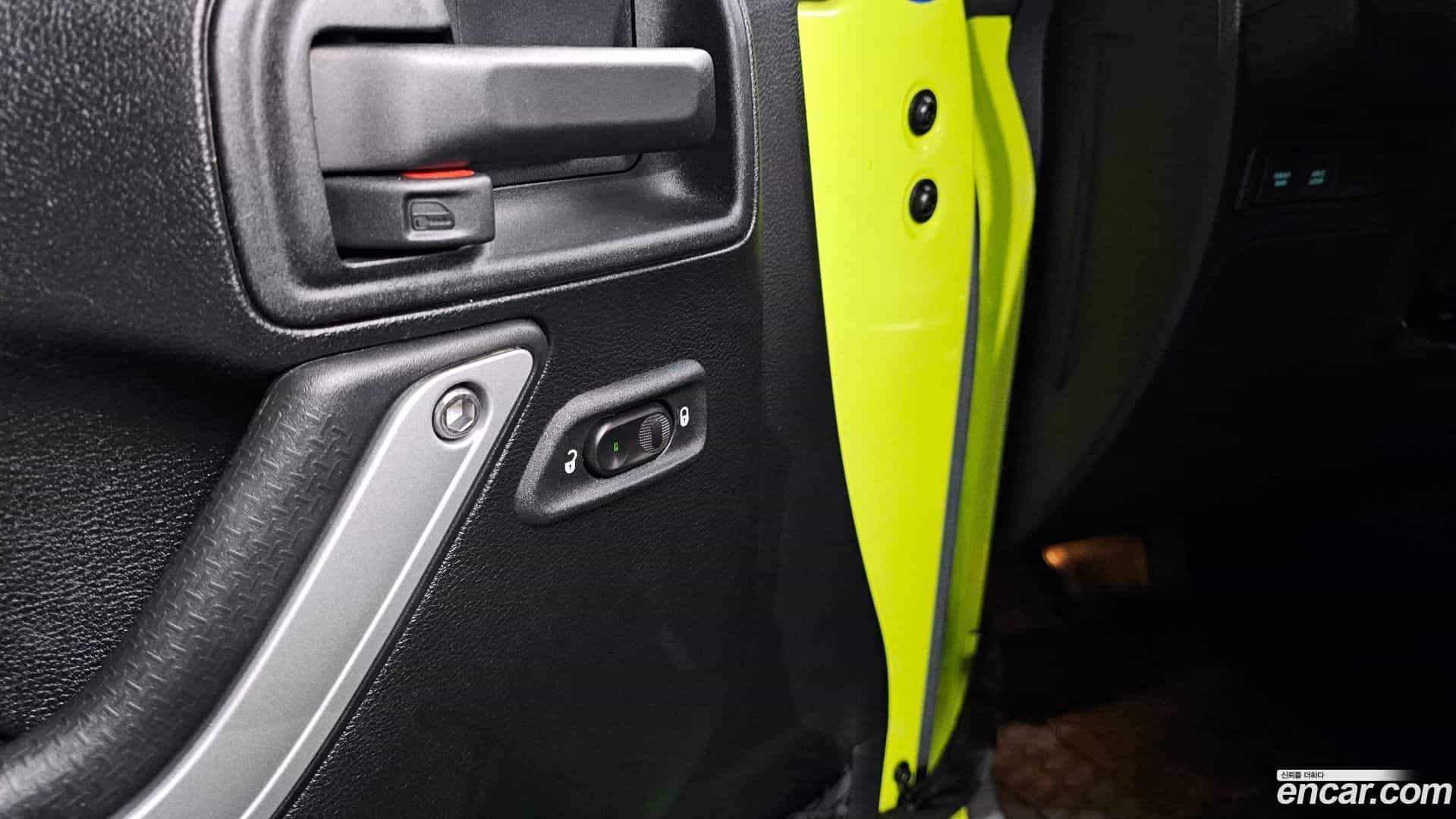Wrangler Jeep 2017.3-OPTION-041