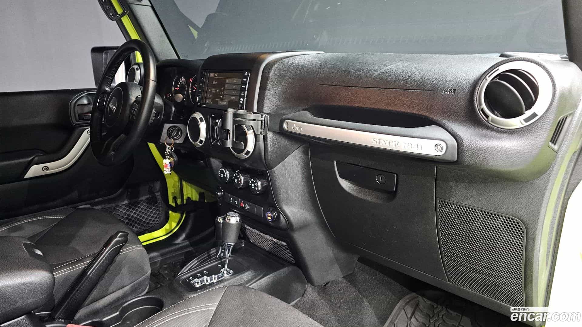 Wrangler Jeep 2017.3-OPTION-042