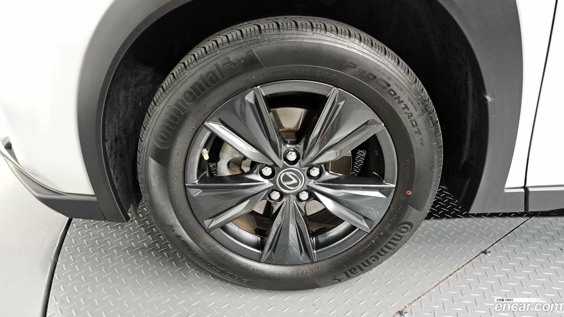 UX Lexus 2023.8-OUTER-005