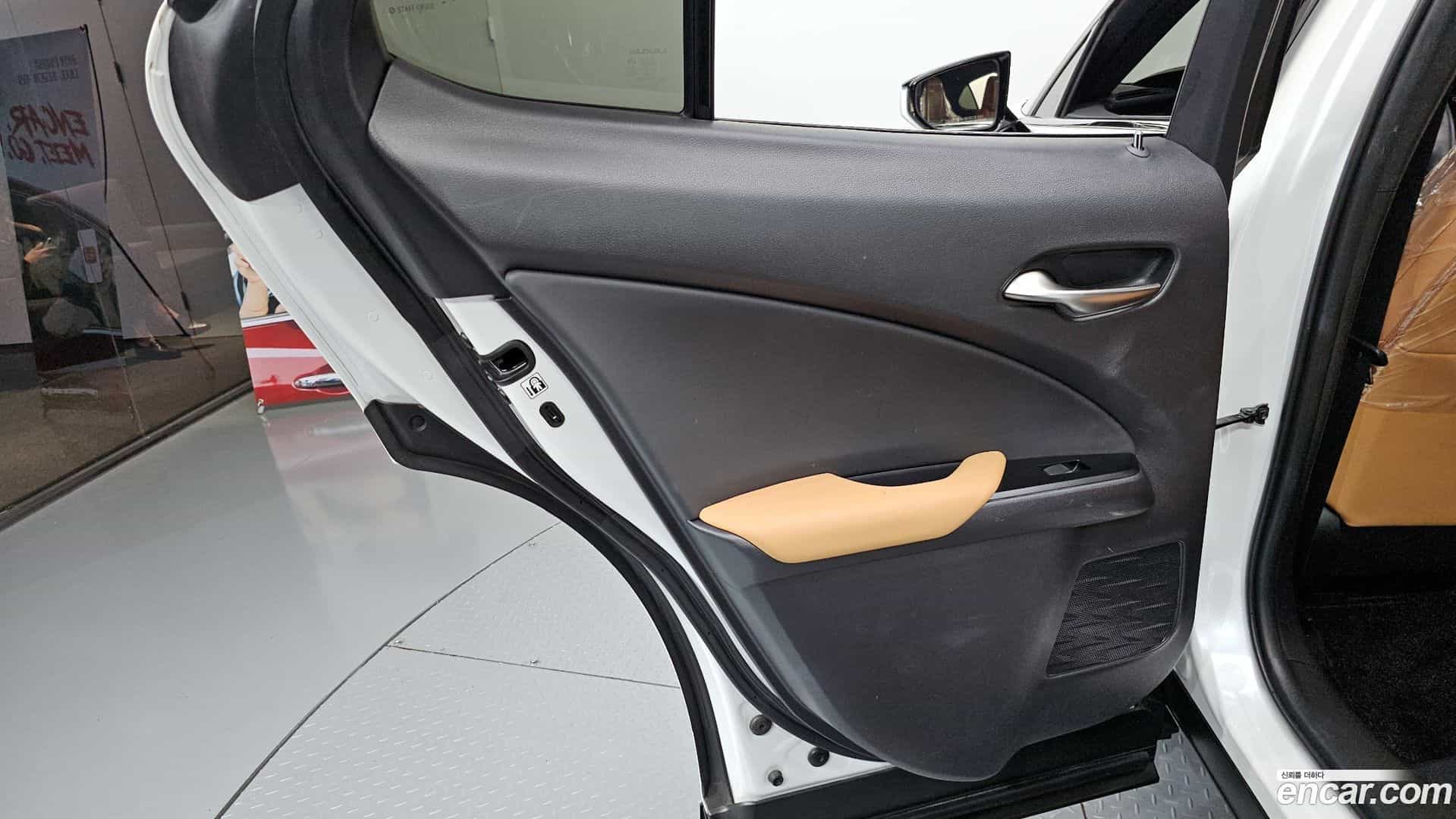 UX Lexus 2023.8-INNER-035