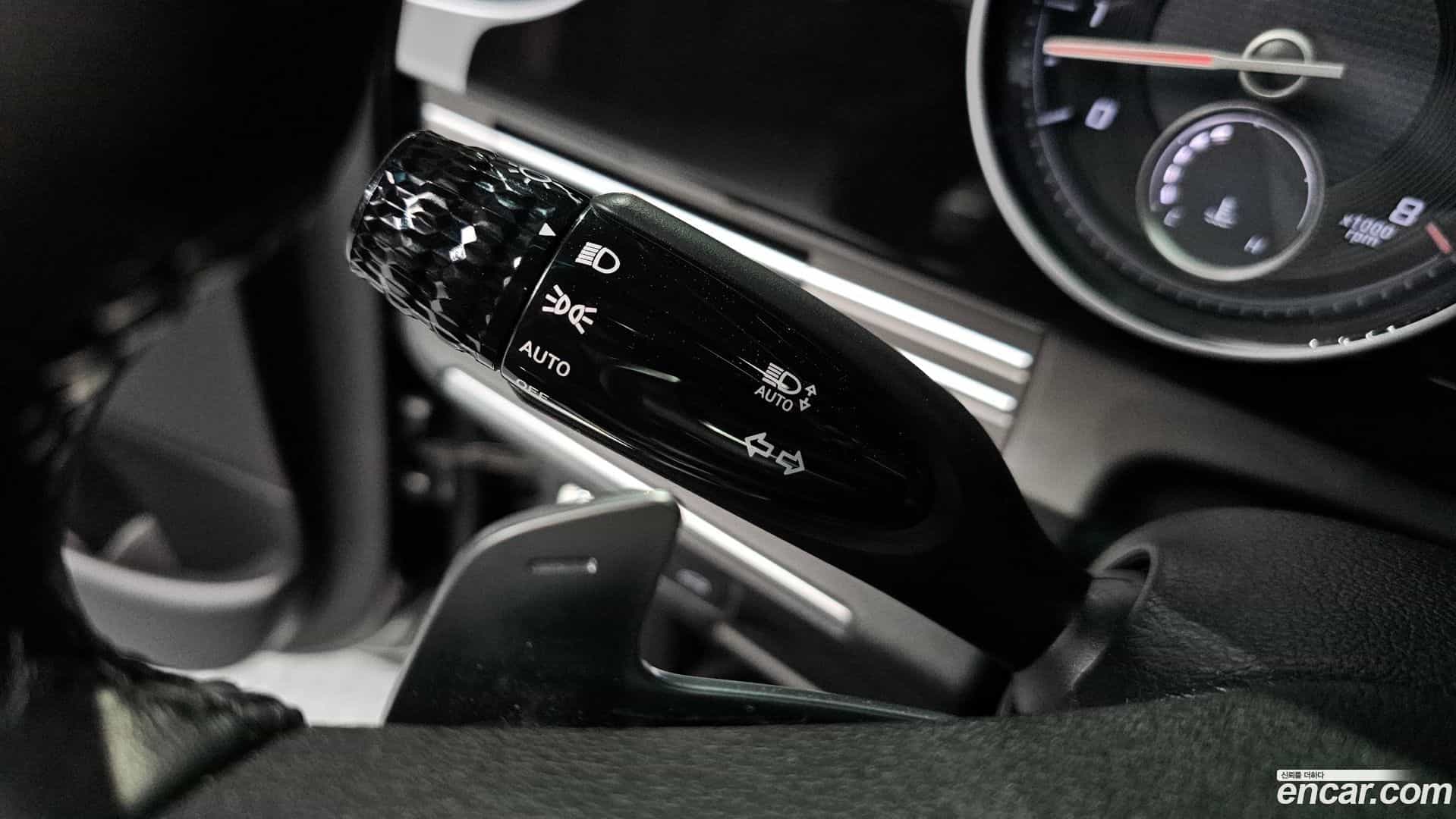 Grandeur Hyundai 2020.9-OPTION-041