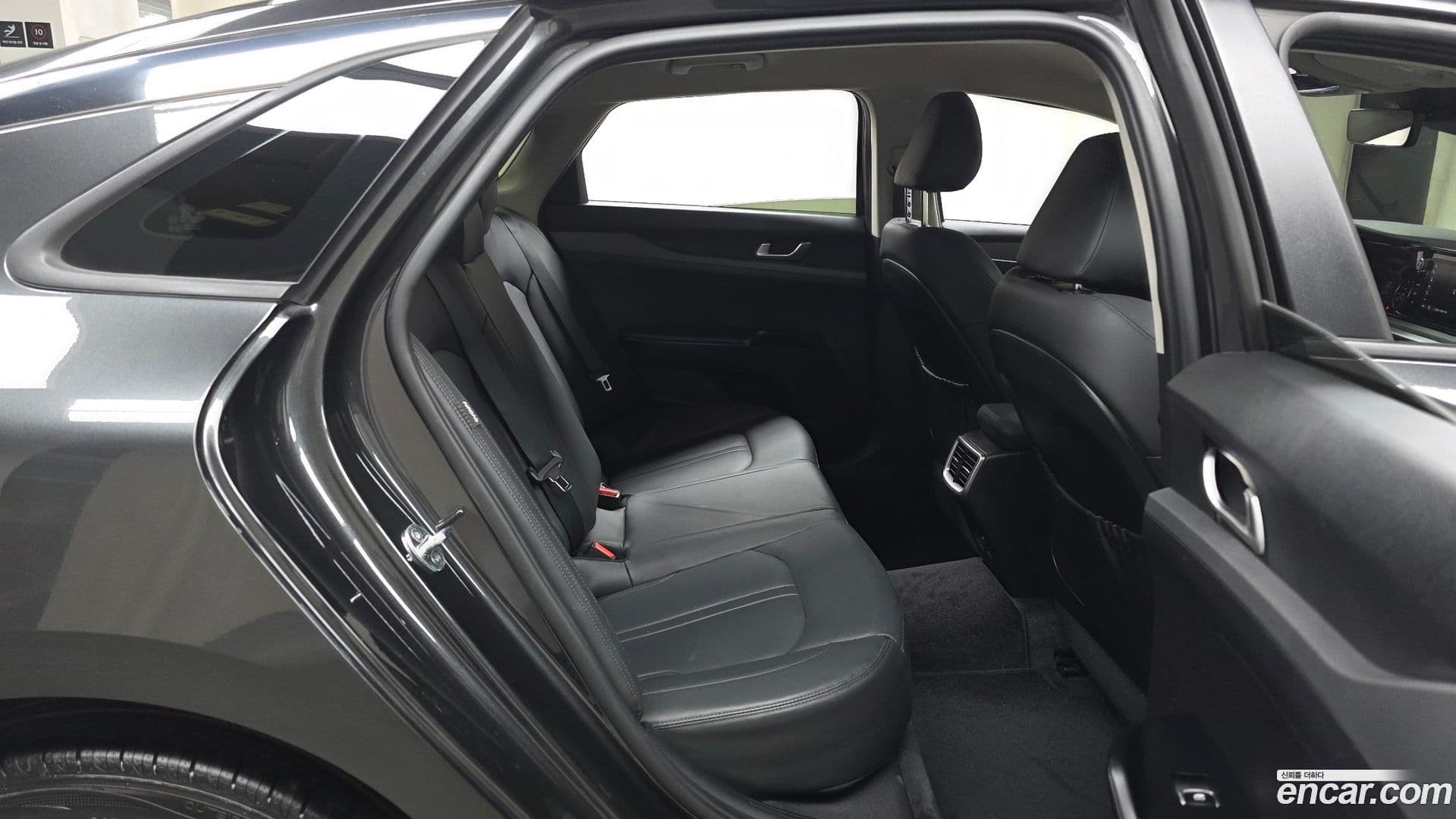 Main__Slider__Photo:K5 Kia 2020.5-25