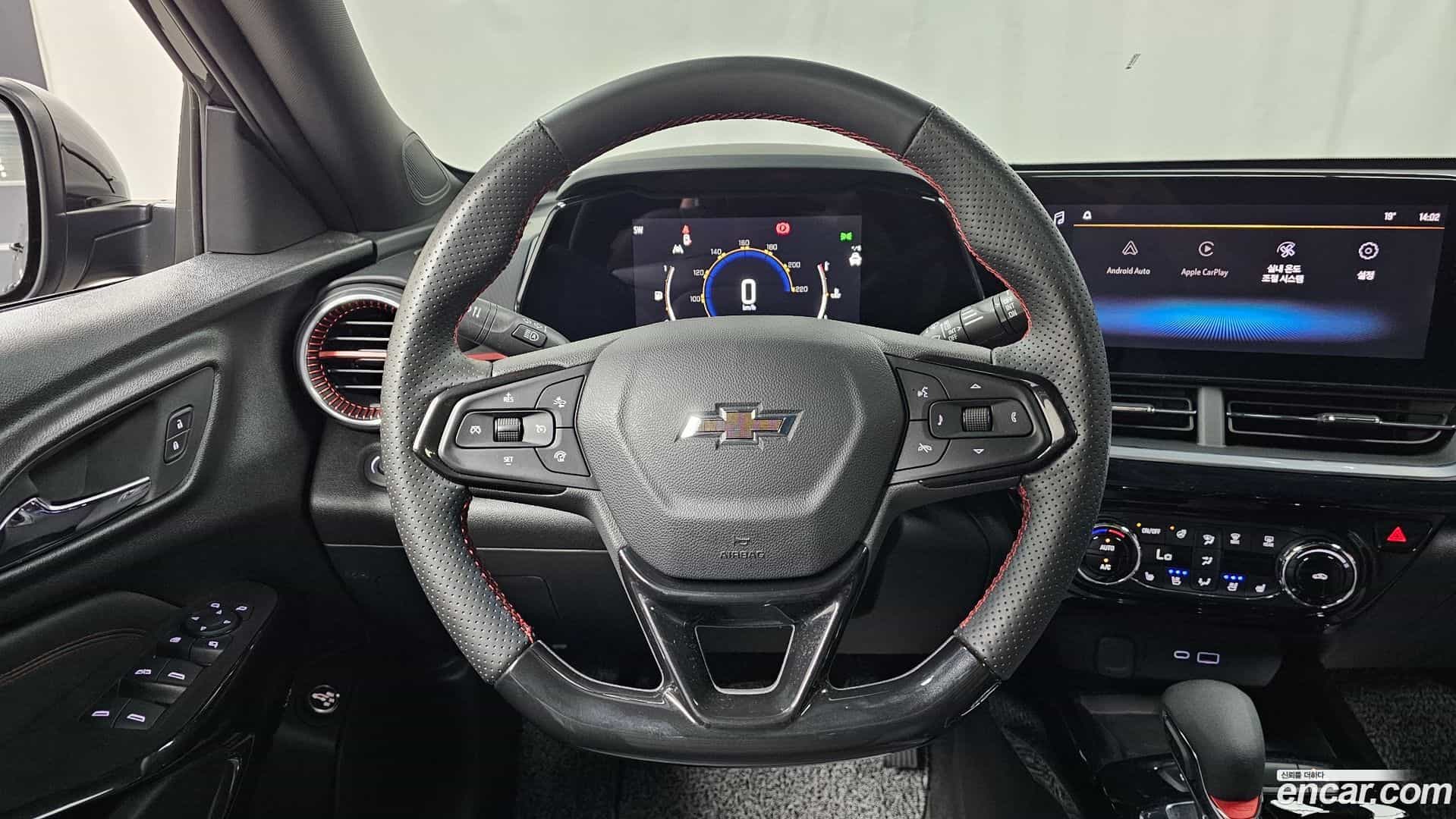 Trax Chevrolet 2023.5-OPTION-017