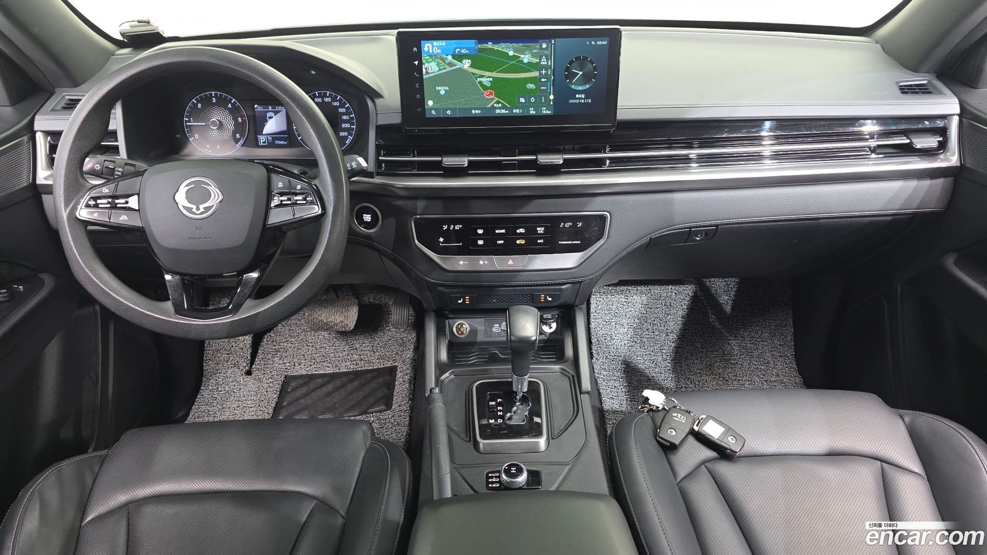 Main__Slider__Photo:Rexton KG Mobility 2023.6-6