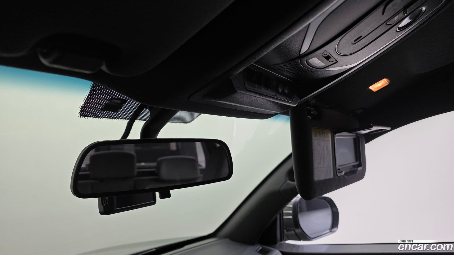 Main__Slider__Photo:Rexton KG Mobility 2023.6-14
