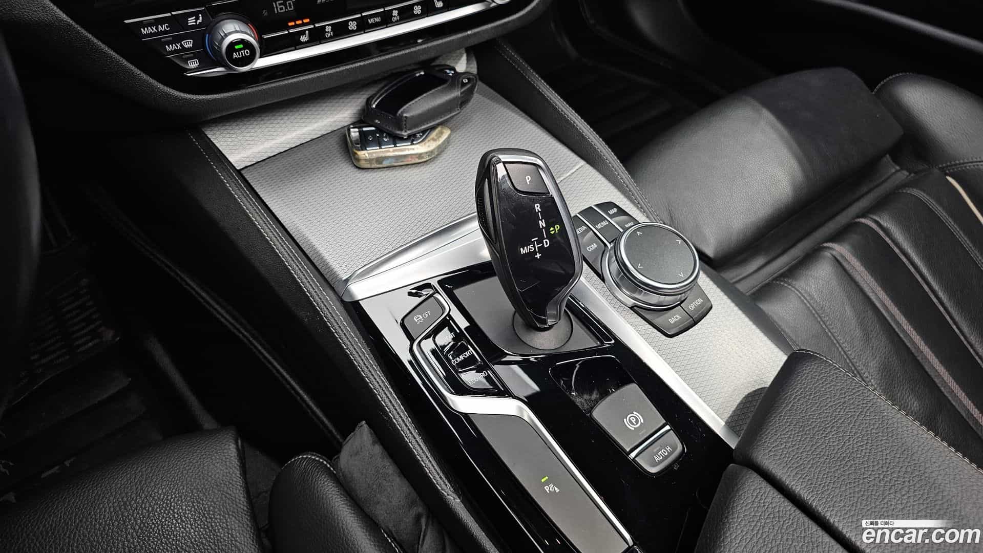 5-Series BMW 2017.9-INNER-009