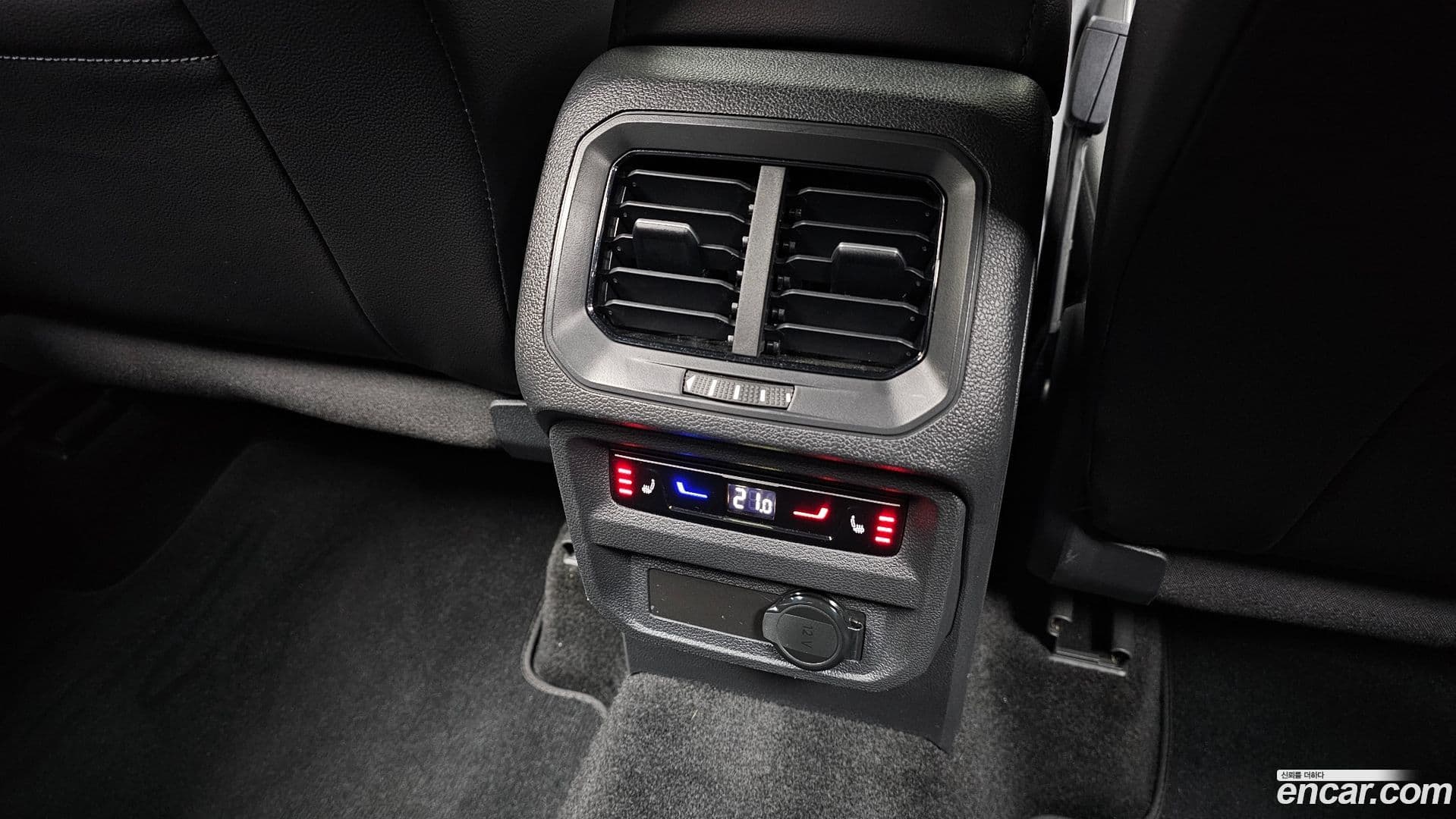 Main__Slider__Photo:Tiguan Volkswagen 2022.2-17