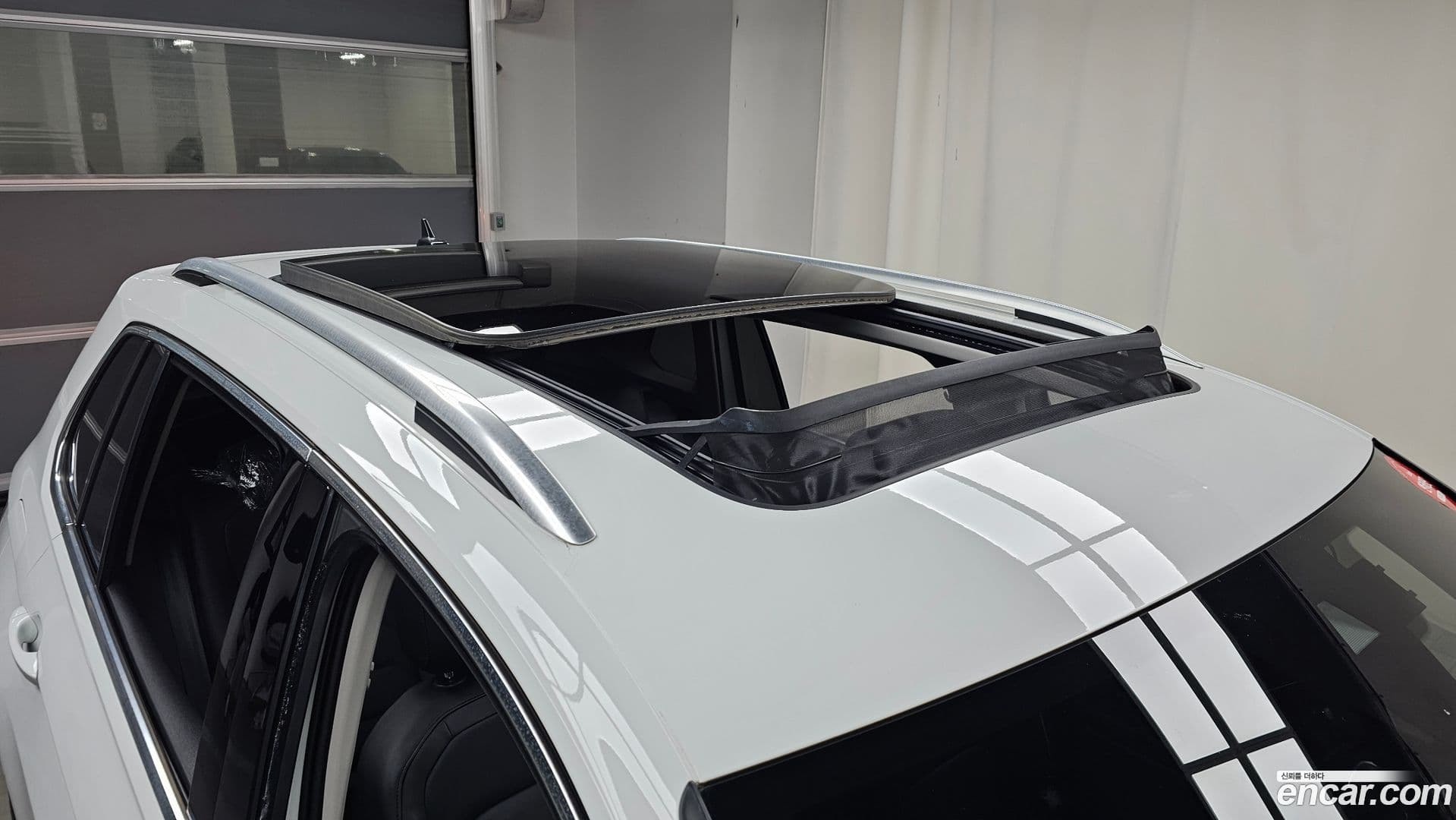 Main__Slider__Photo:Tiguan Volkswagen 2022.2-18