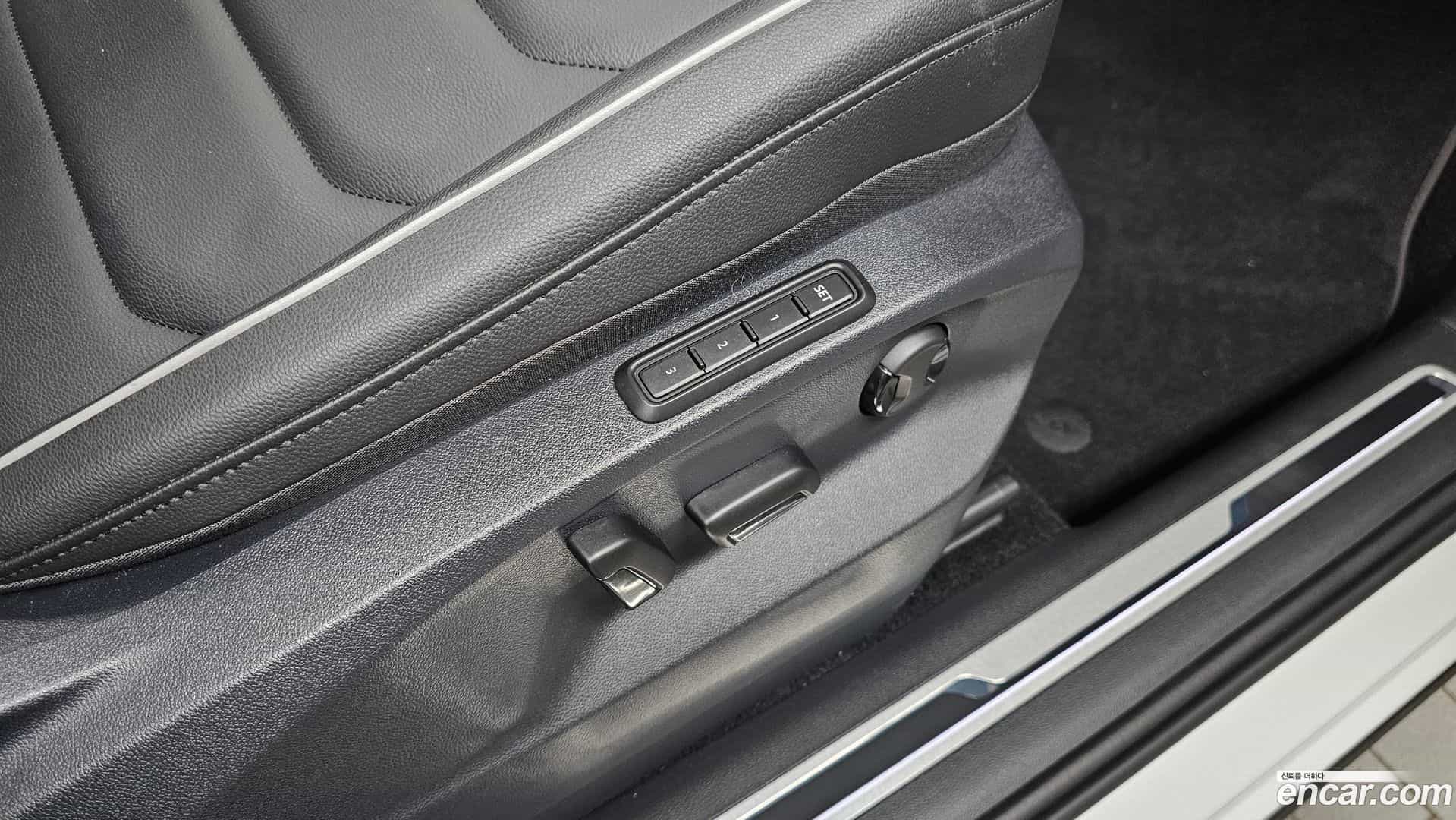 Tiguan Volkswagen 2022.2-INNER-036