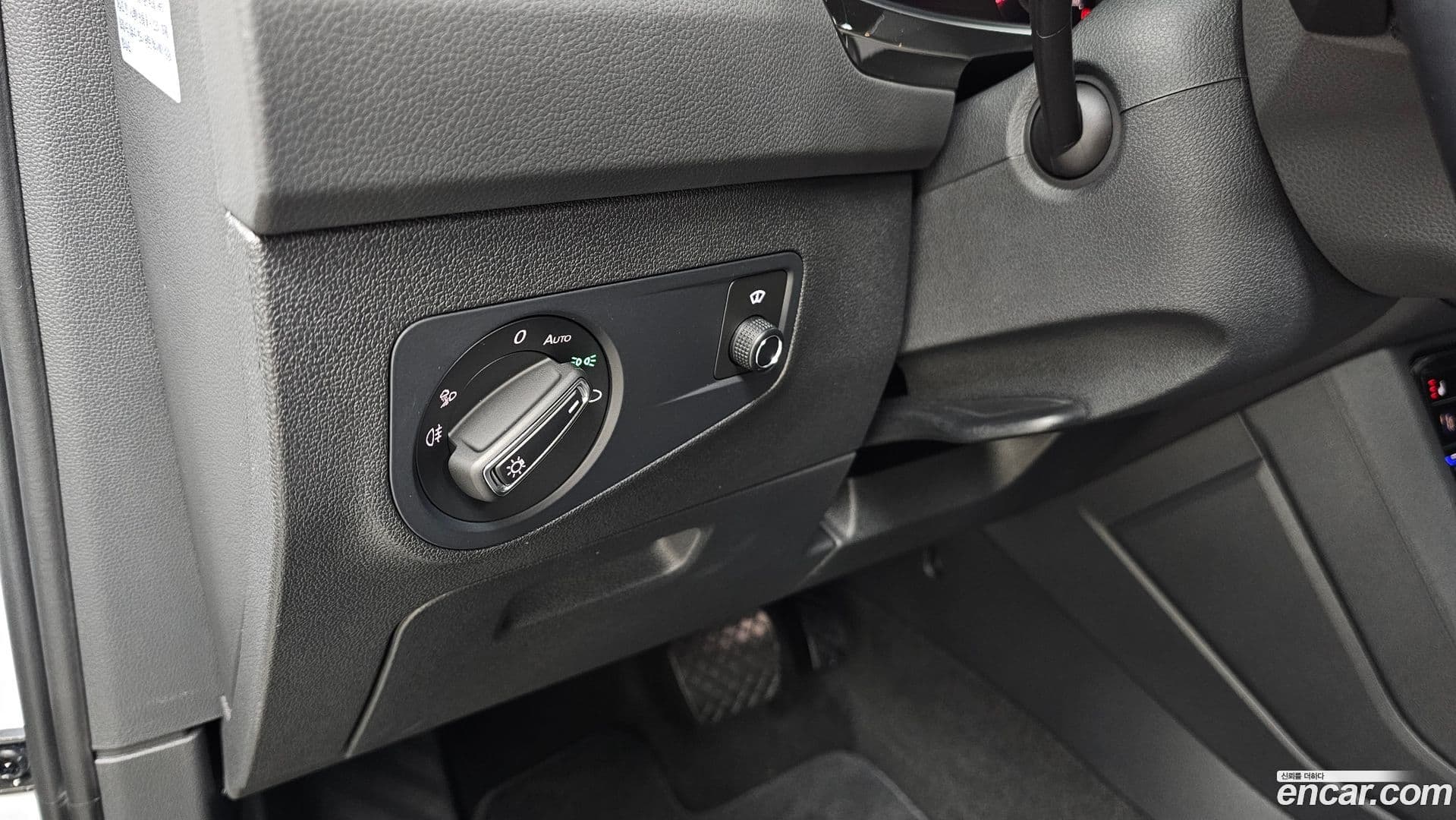 Main__Slider__Photo:Tiguan Volkswagen 2022.2-28