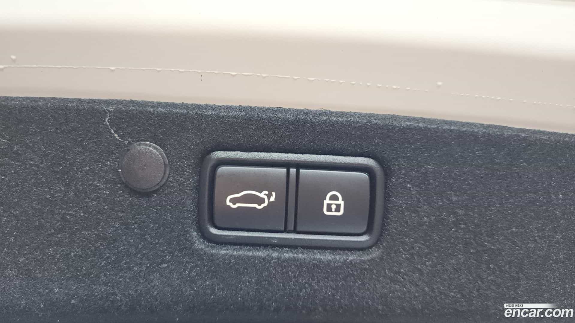 Grandeur Hyundai 2020.4-OPTION-023