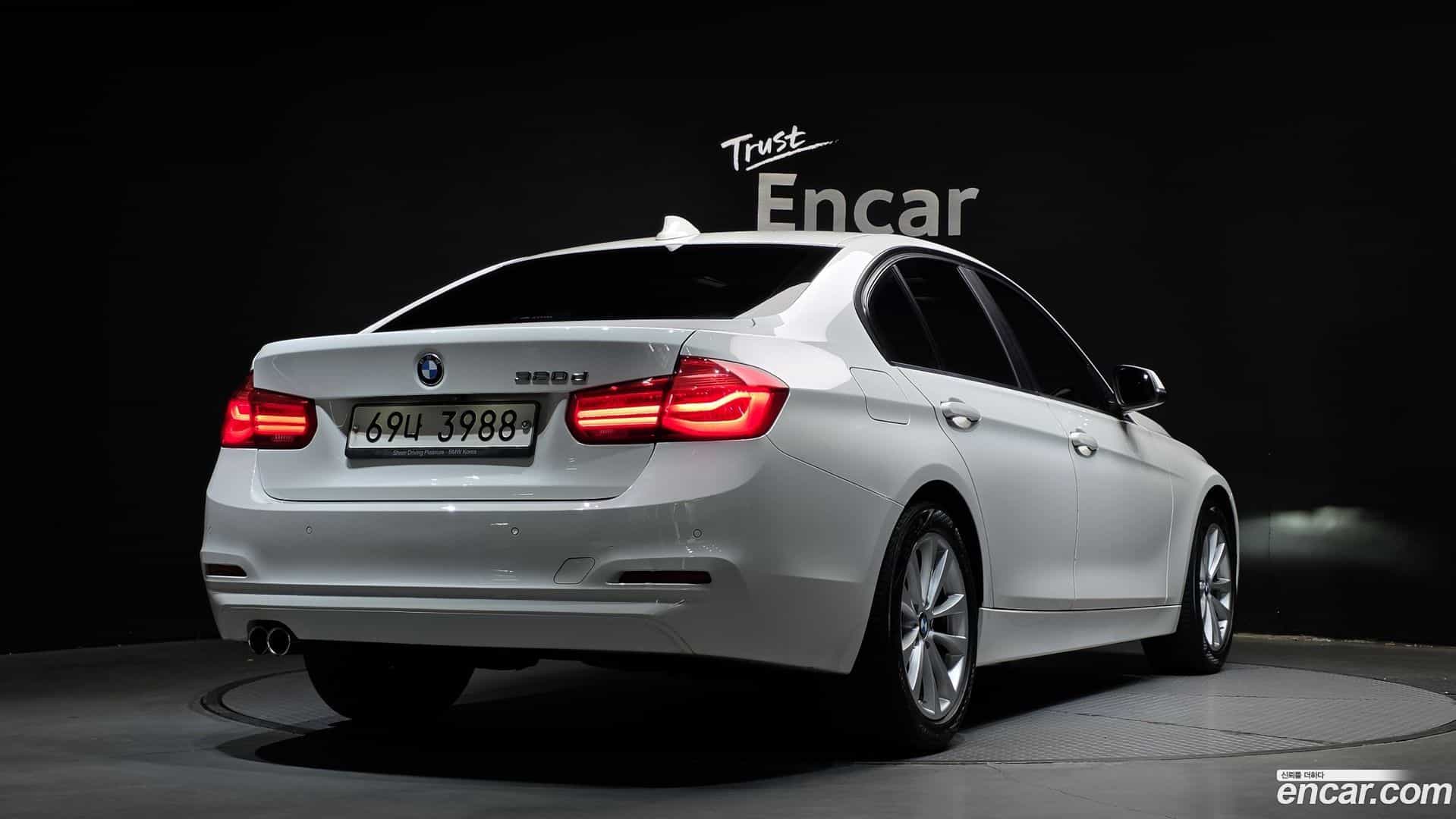 3-Series BMW 2018.3-OUTER-002