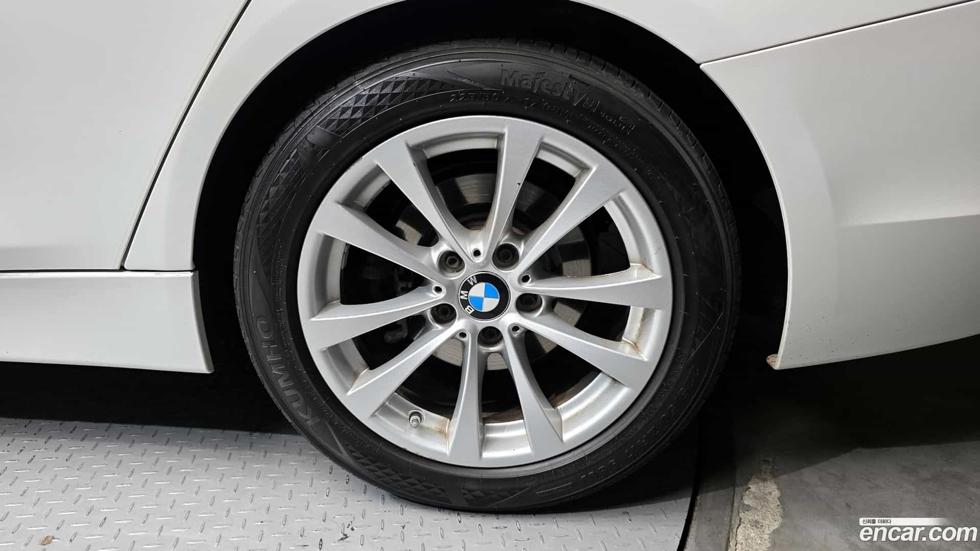 3-Series BMW 2018.3-OUTER-031