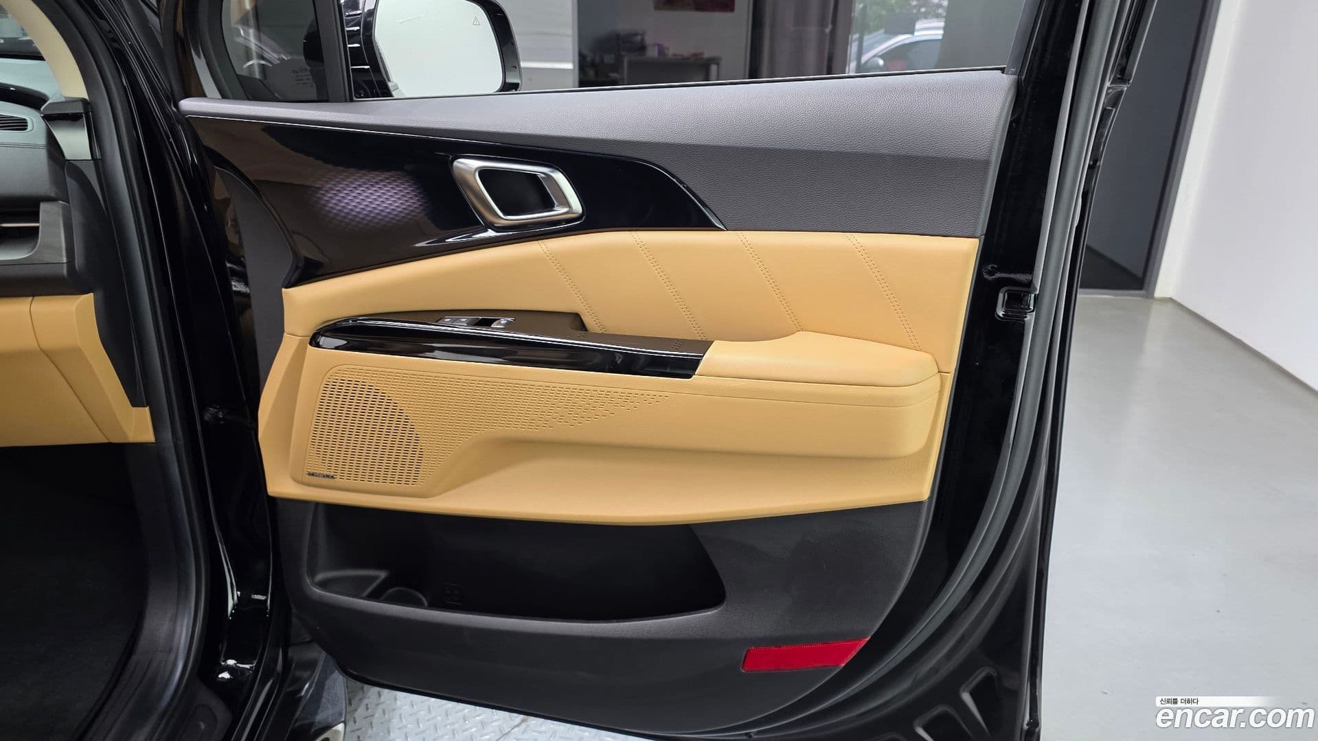 Main__Slider__Photo:Canival Kia 2021.3-24