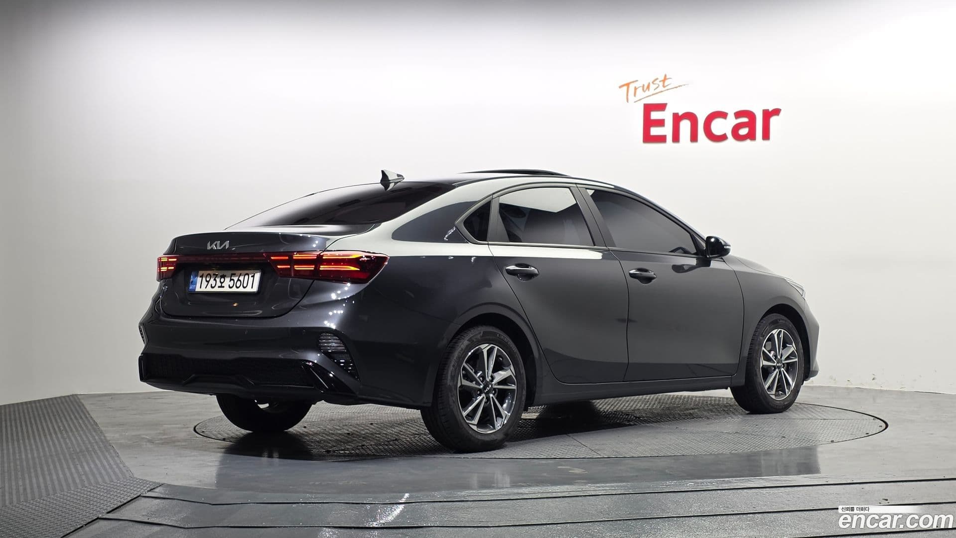 Main__Slider__Photo:K3 Kia 2022.10-1